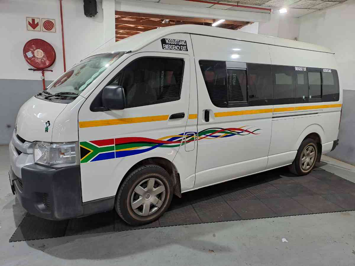 2022 TOYOTA QUANTUM/HIACE 2.5 D-4D SESFIKILE 16S