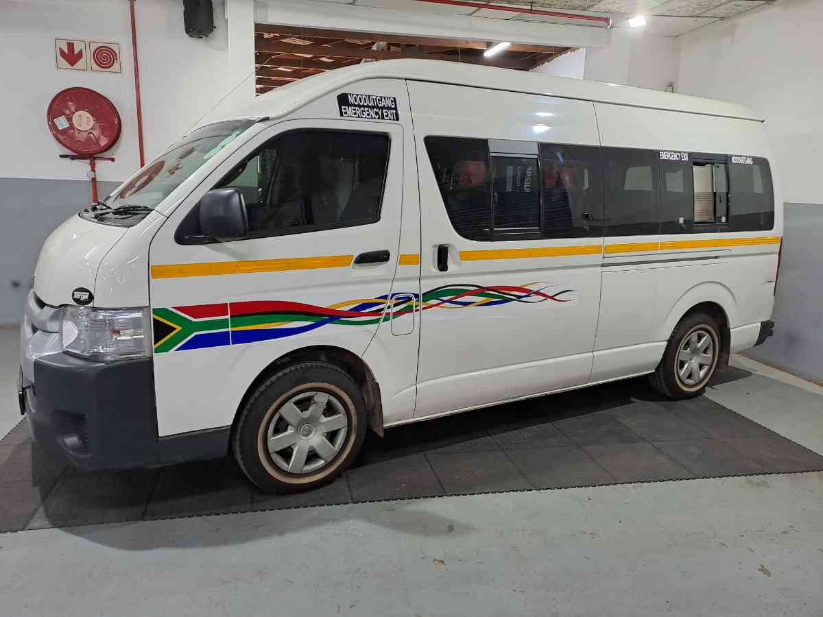 2021 TOYOTA QUANTUM/HIACE 2.5 D-4D SESFIKILE 16S