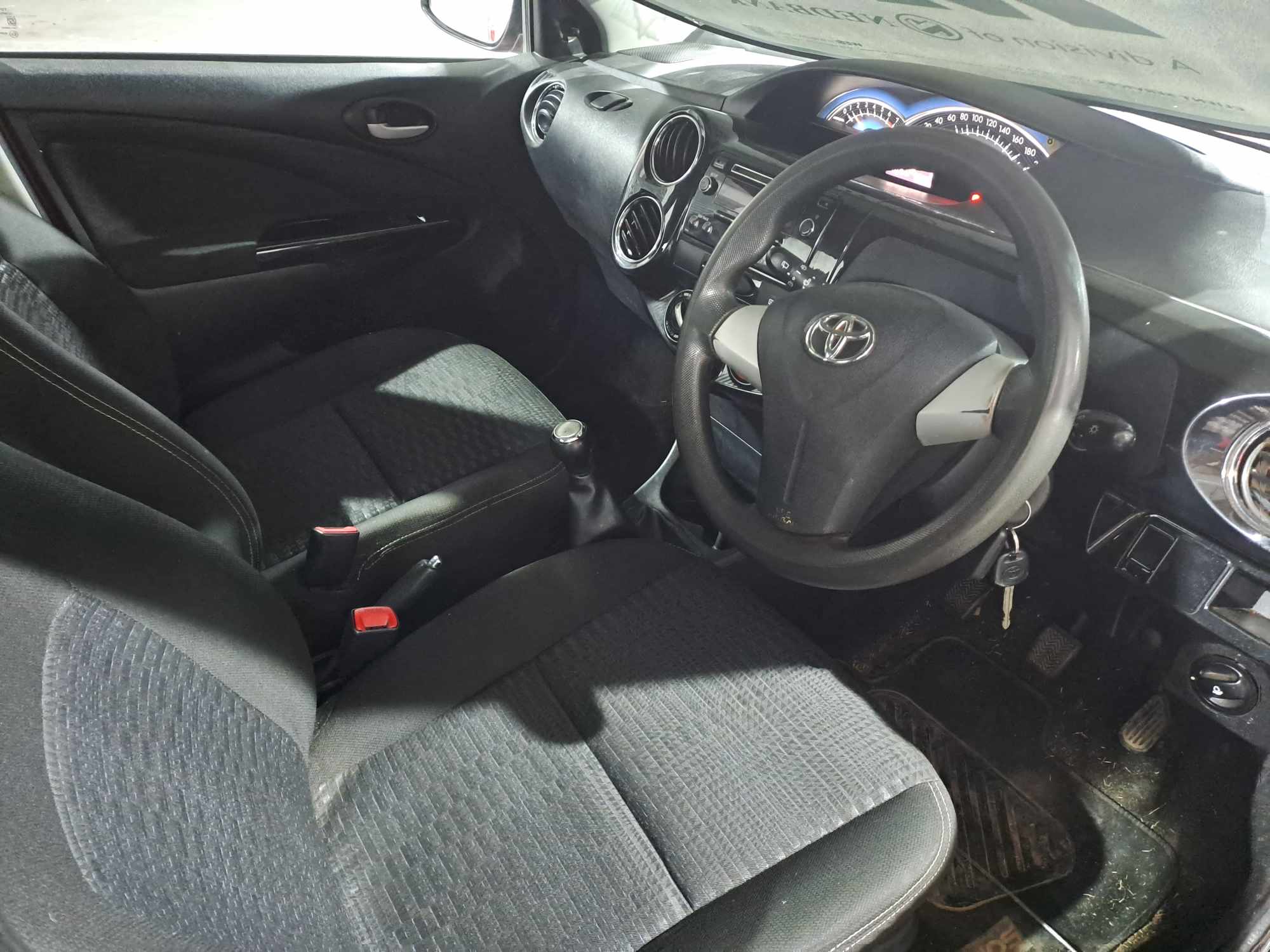 2016 TOYOTA ETIOS CROSS 1.5 Xs (5DR) thumbnail 4