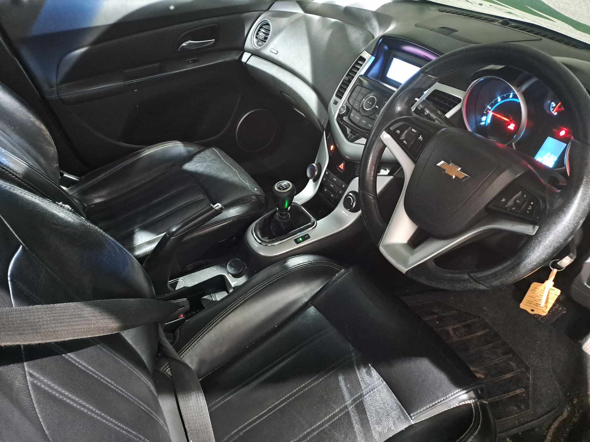 2014 CHEVROLET CRUZE 1.4T LS (5DR) thumbnail 3