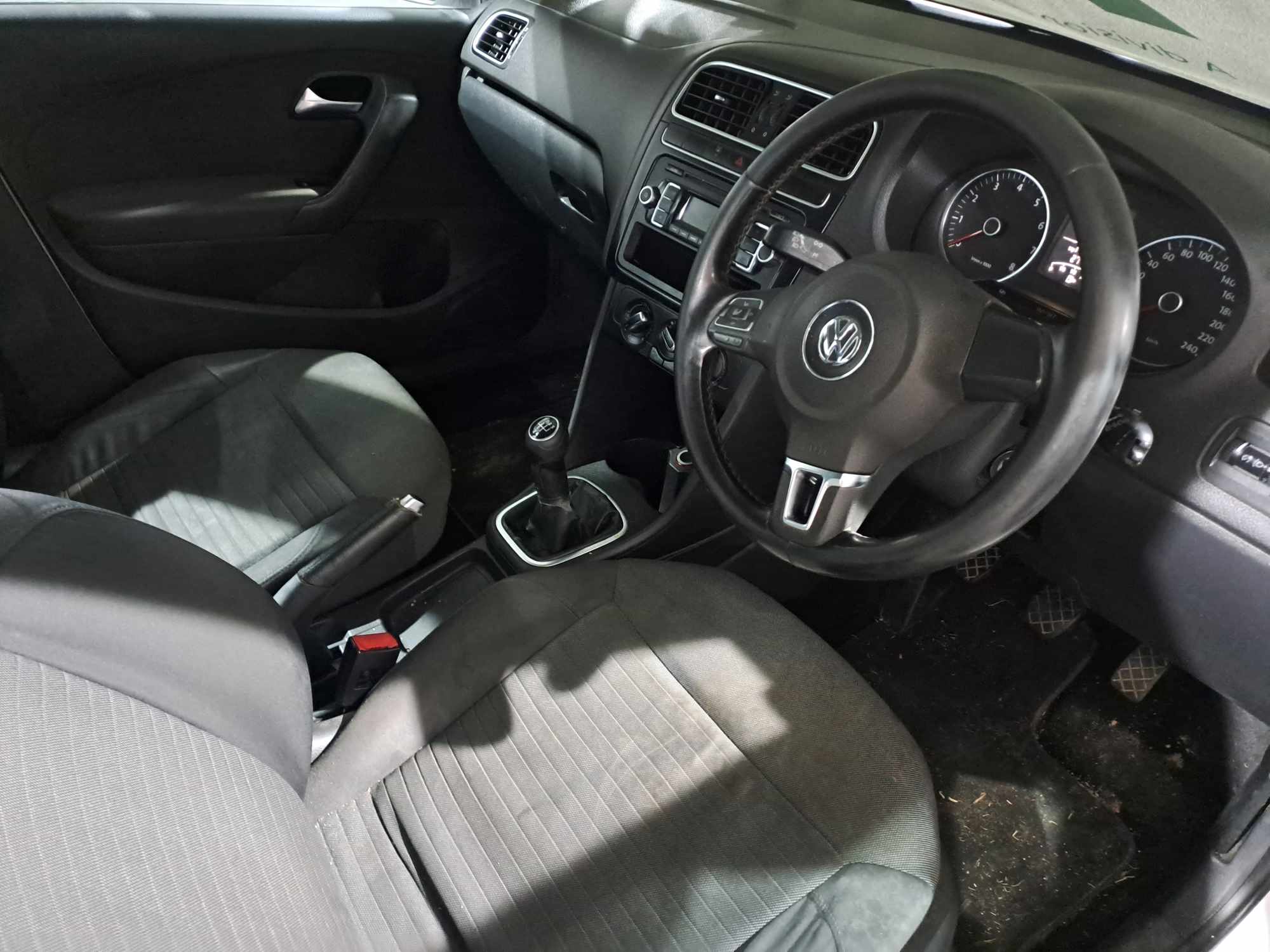 2010 VOLKSWAGEN POLO 1.6 COMFORTLINE (5DR) thumbnail 3