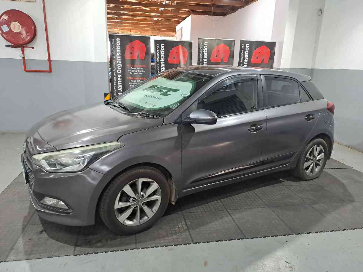 2015 HYUNDAI i20 1.4 FLUID