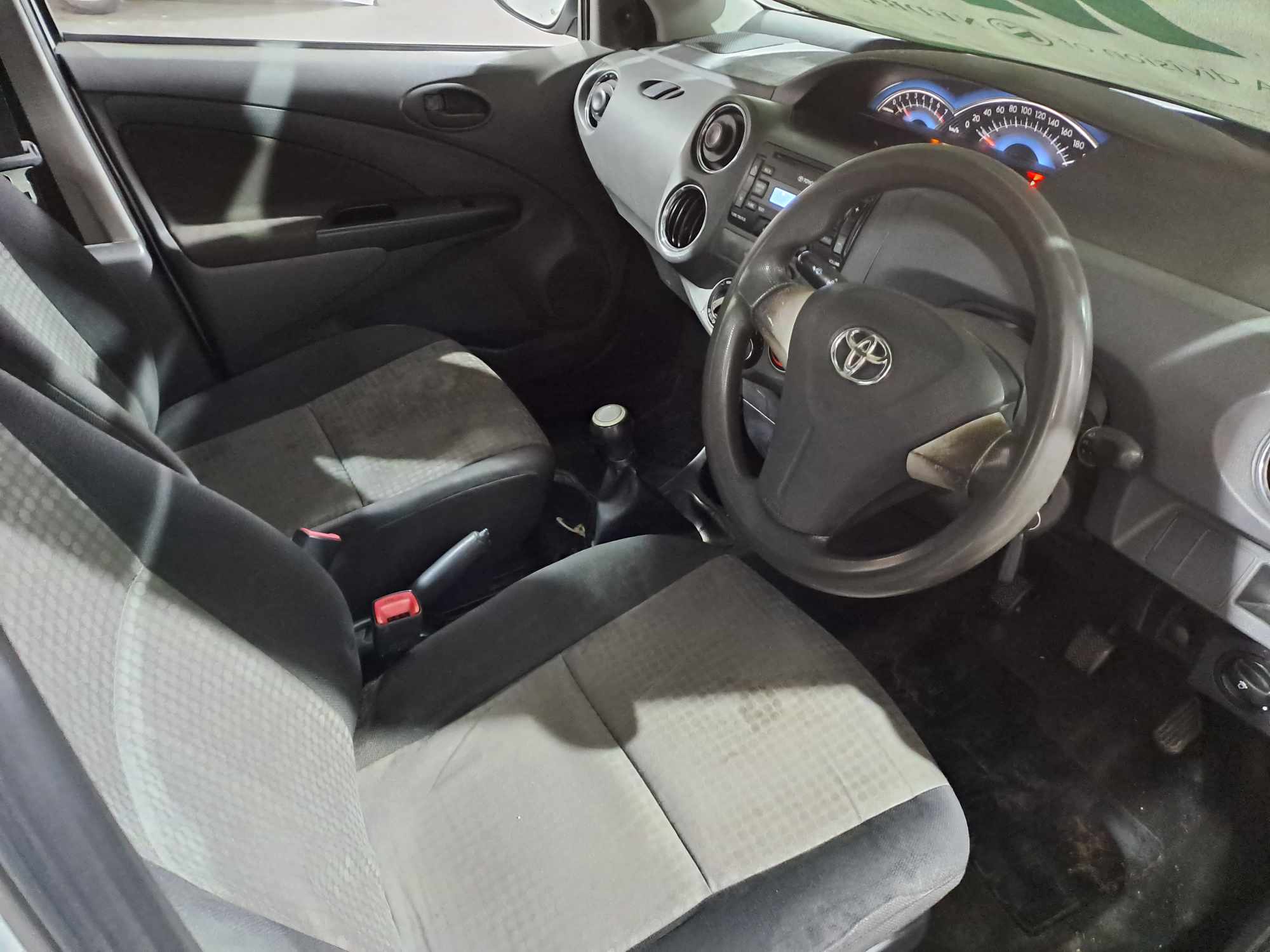 2015 TOYOTA ETIOS 1.5 Xs/SPRINT thumbnail 4