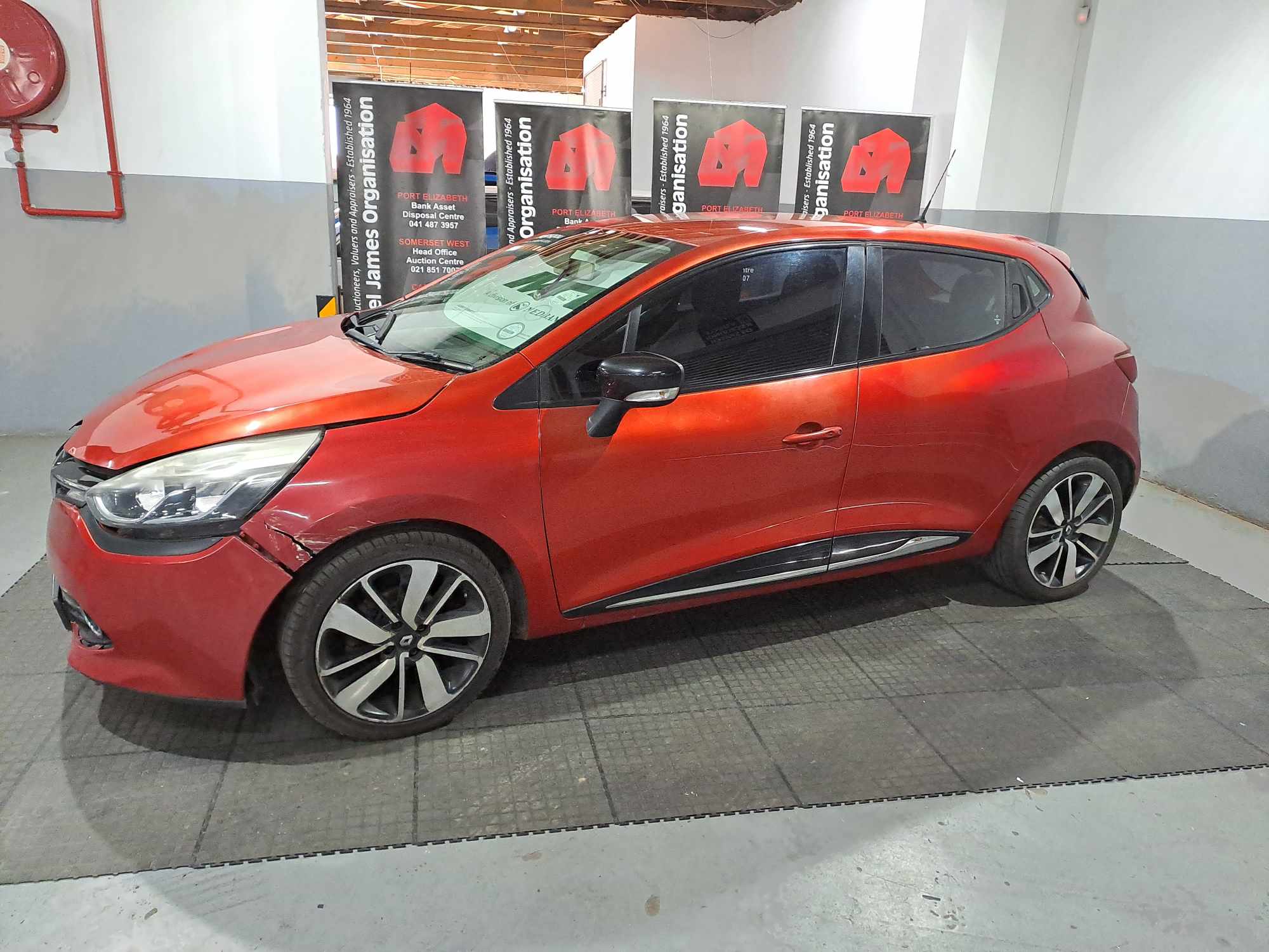 2015 RENAULT CLIO IV 900 T DYNAMIQUE 5DR (66KW) thumbnail 7