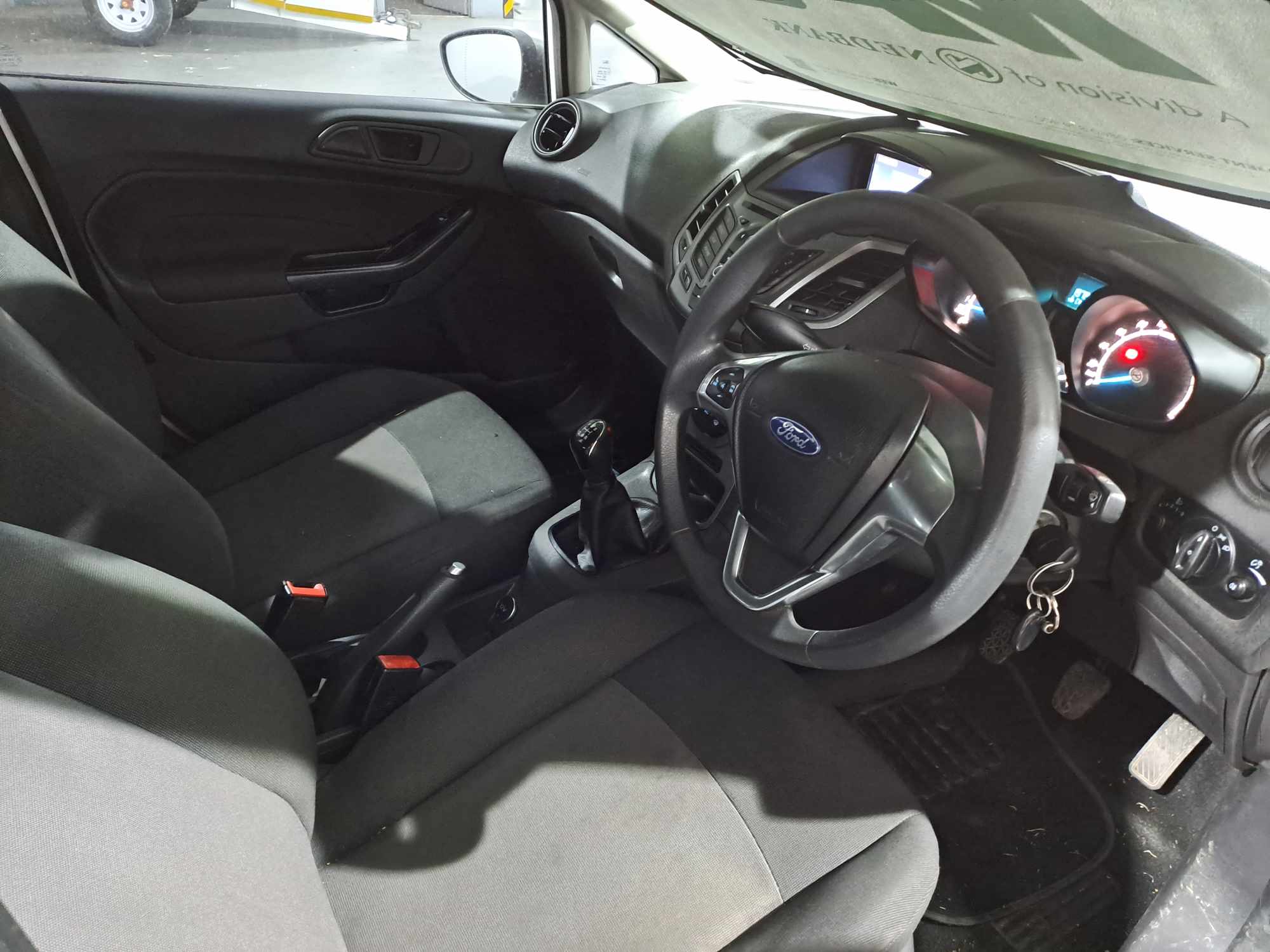 2016 FORD FIESTA 1.4 AMBIENTE 5 Dr thumbnail 3