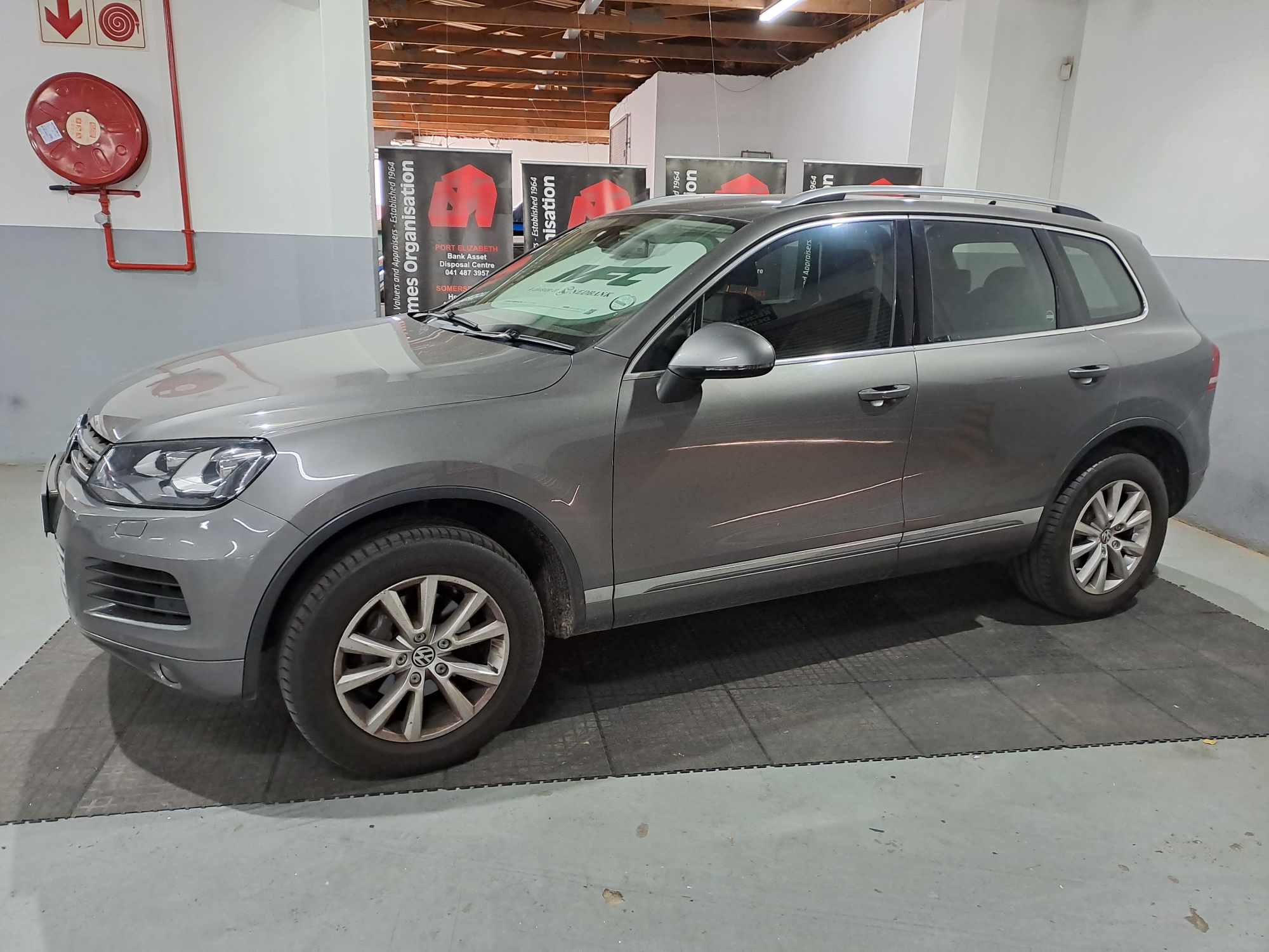 2012 VOLKSWAGEN TOUAREG 3.0 V6 TDI TIP BLU MOT 180kw thumbnail 7
