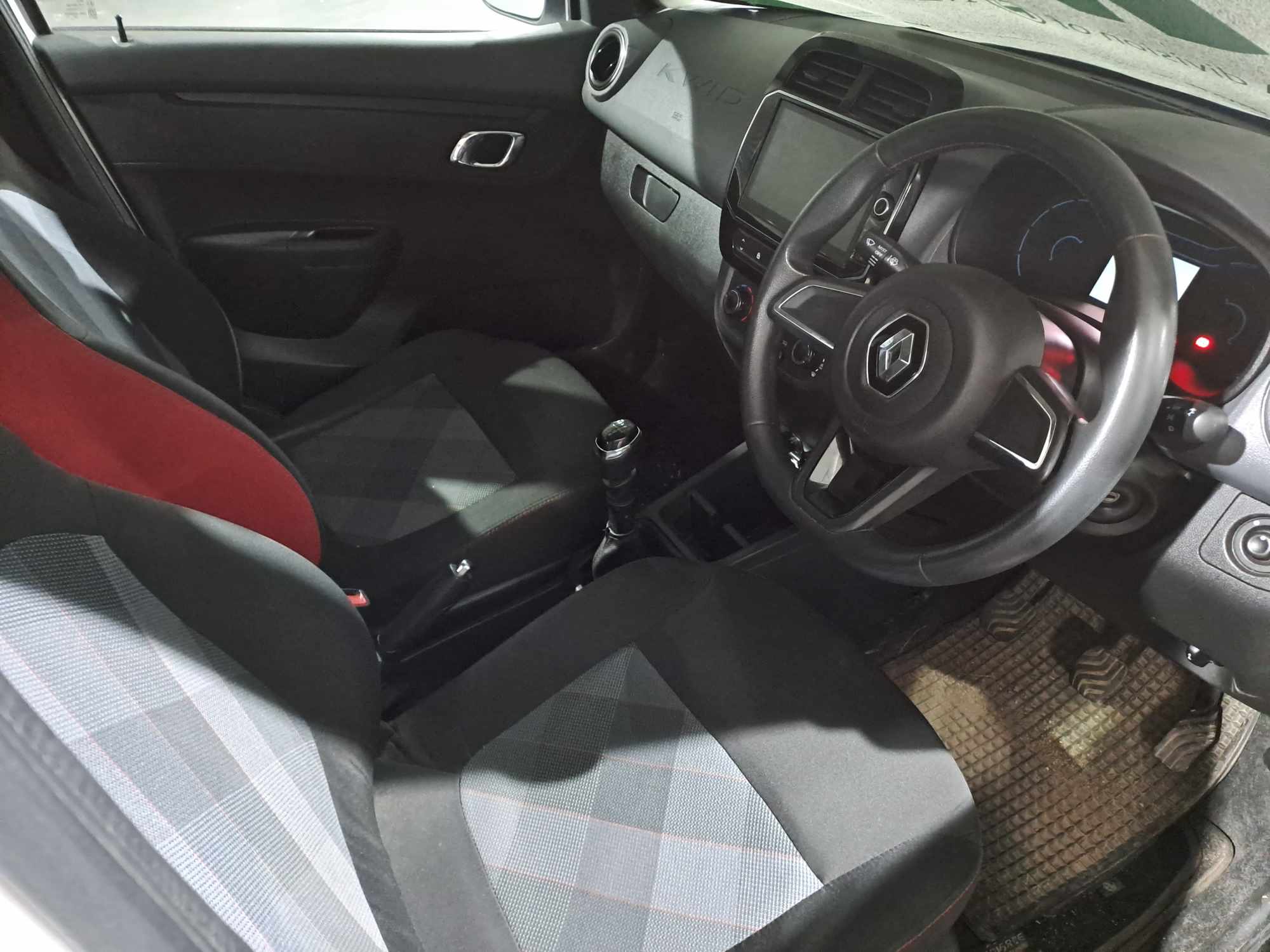 2020 RENAULT KWID 1.0 DYNAMIQUE / ZEN 5DR thumbnail 4