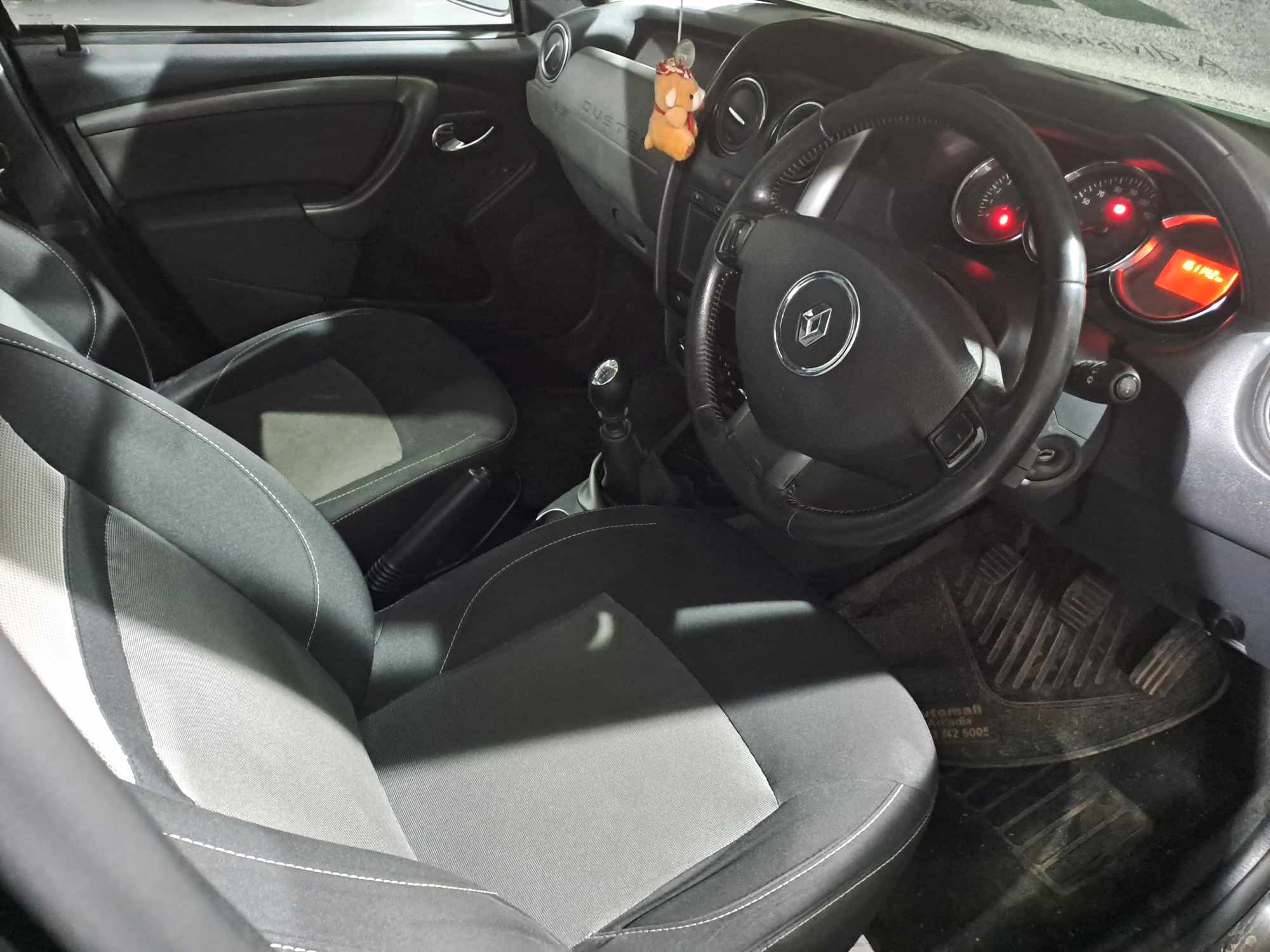 2018 RENAULT DUSTER 1.5 dCI DYNAMIQUE 4X4 thumbnail 4