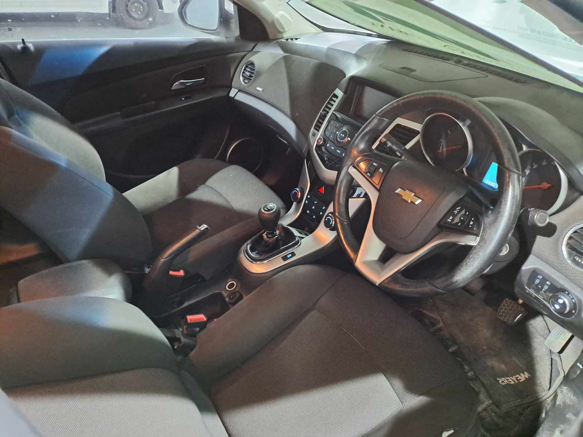 2016 CHEVROLET CRUZE 1.6 LS thumbnail 4