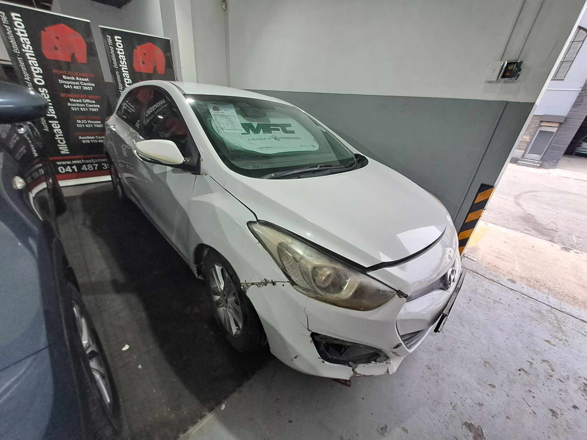 2014 HYUNDAI i30 1.6 GLS/PREMIUM A/T thumbnail 4