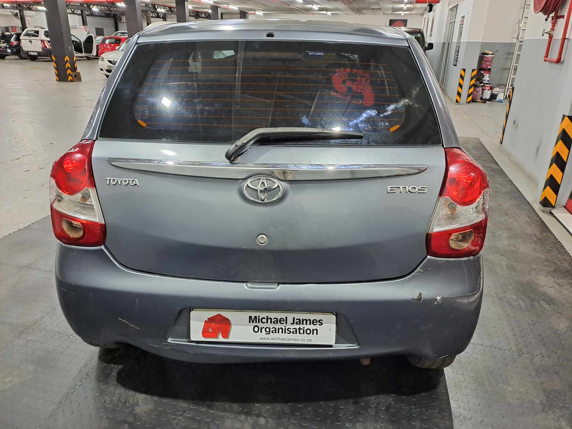 2015 TOYOTA ETIOS 1.5 Xs/SPRINT 5DR thumbnail 4