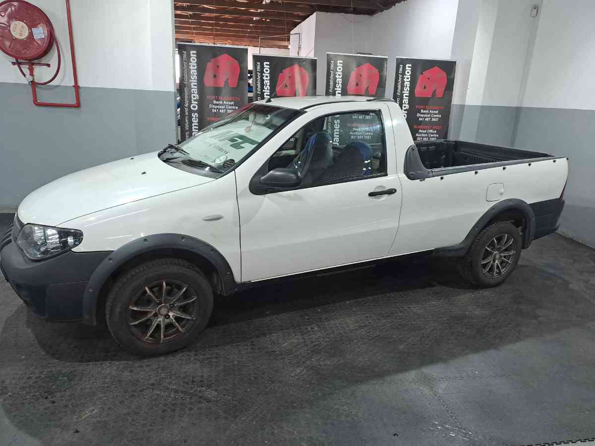 2011 FIAT STRADA 1.4 WORKING P/U S/C