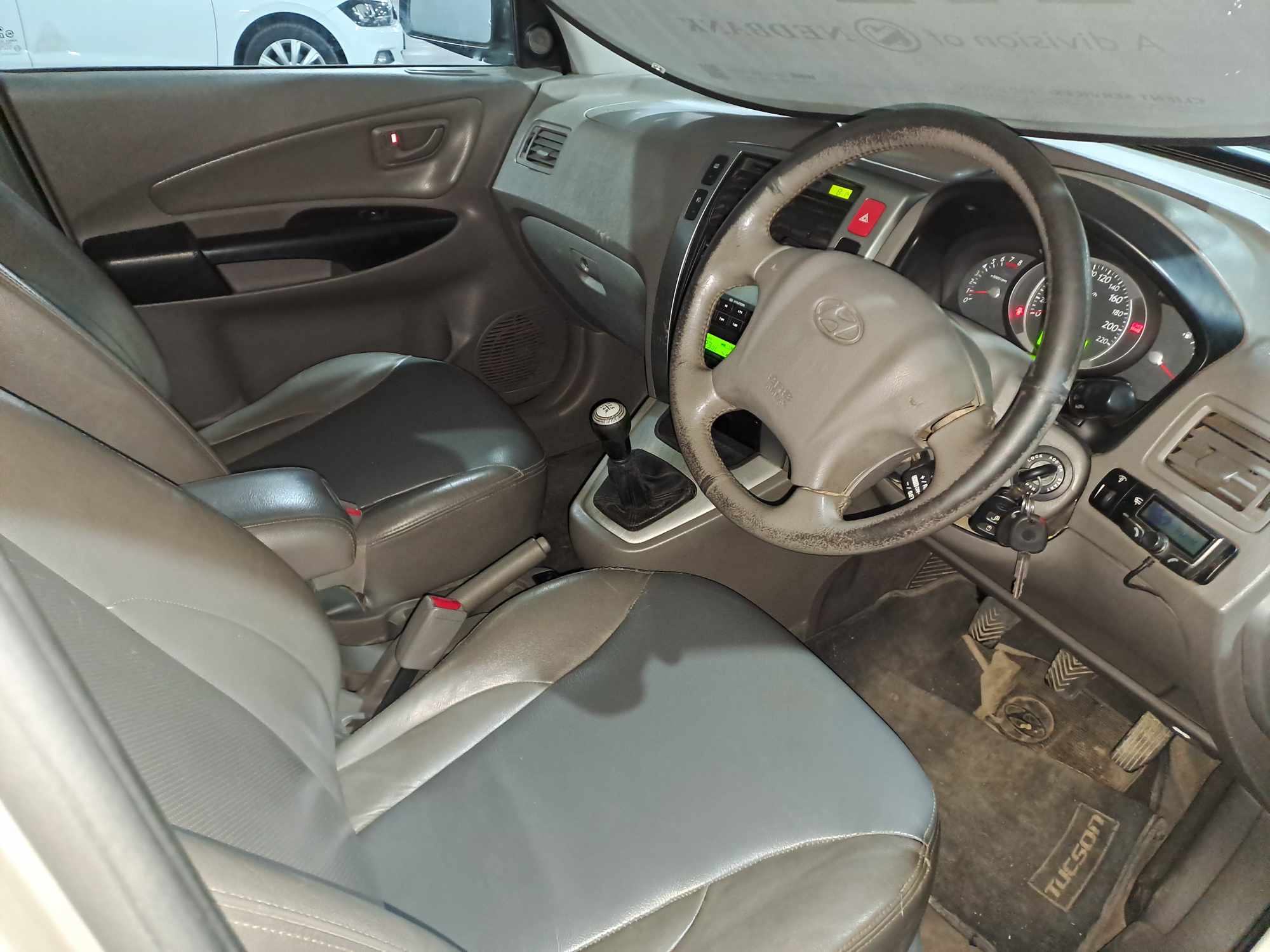 2010 HYUNDAI TUCSON 2.0 GLS thumbnail 3