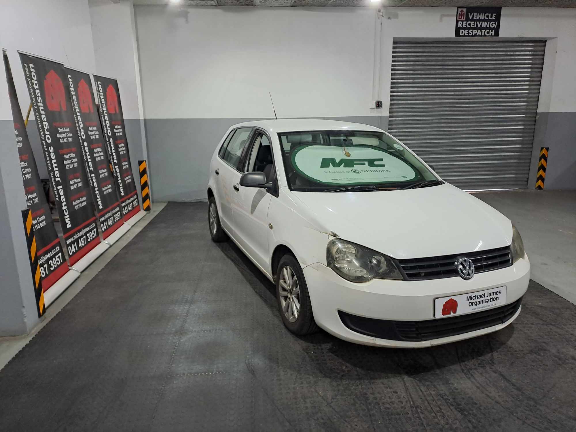 2011 VOLKSWAGEN POLO VIVO 1.4 TRENDLINE 5DR thumbnail 5