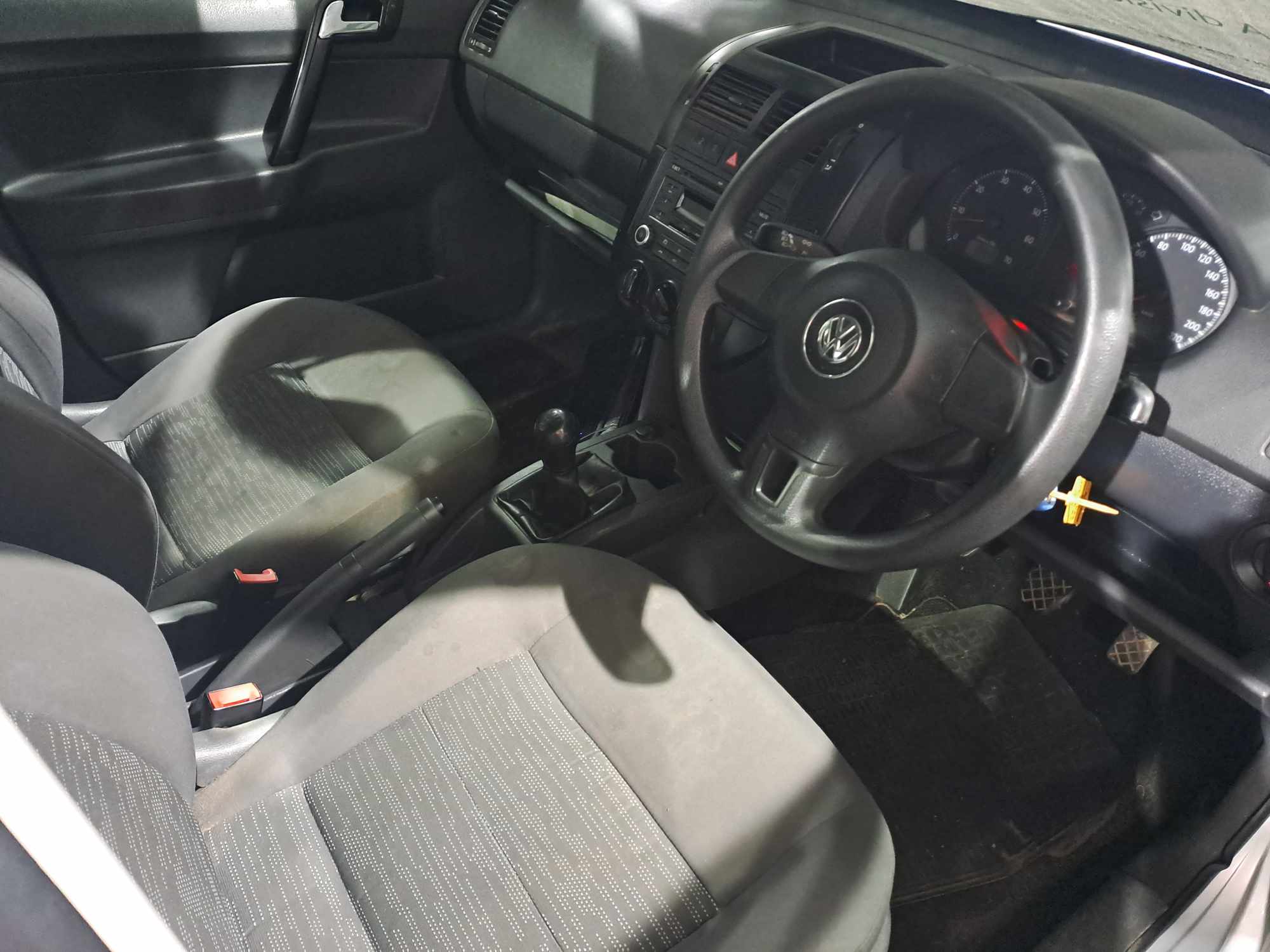 2017 VOLKSWAGEN POLO VIVO GP 1.4 TRENDLINE 5DR thumbnail 3