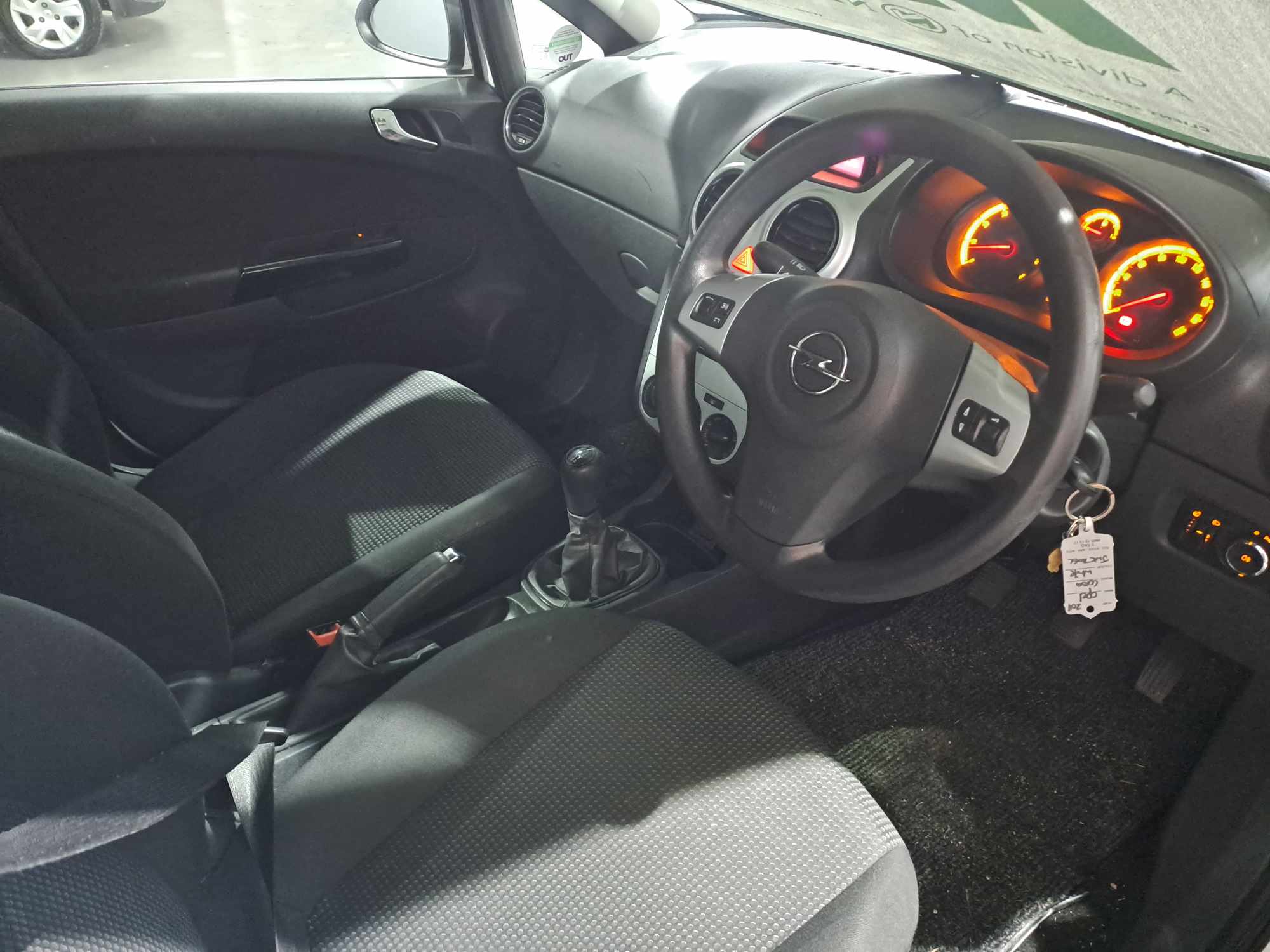 2011 OPEL CORSA 1.4 ESSENTIA 5DR thumbnail 4