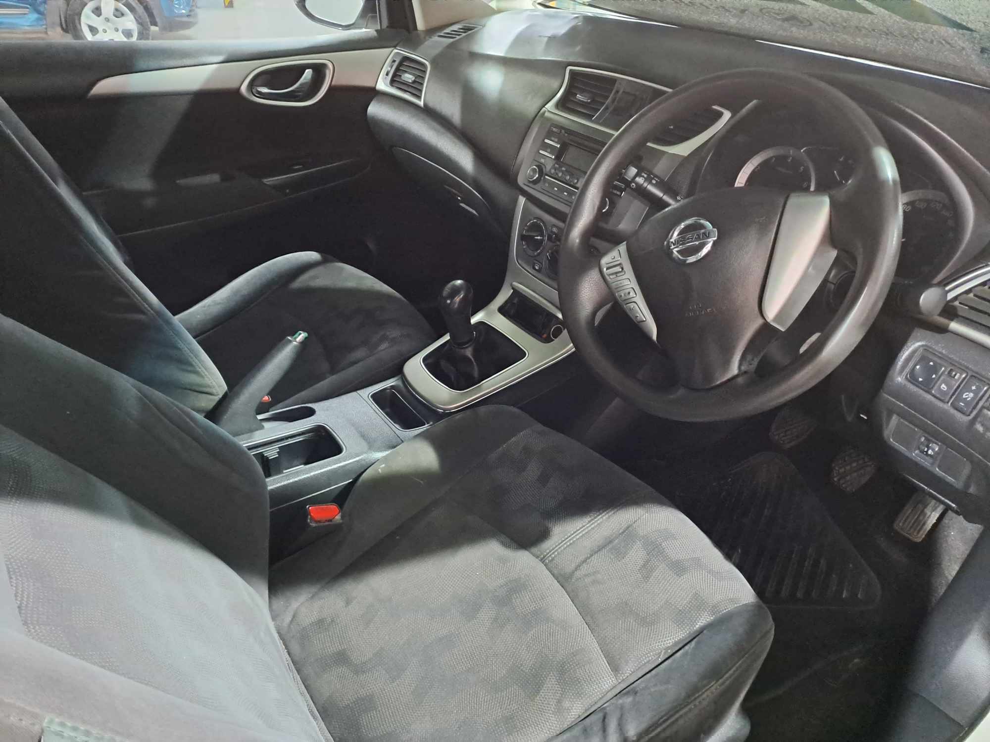 2015 NISSAN SENTRA 1.6 ACENTA thumbnail 4