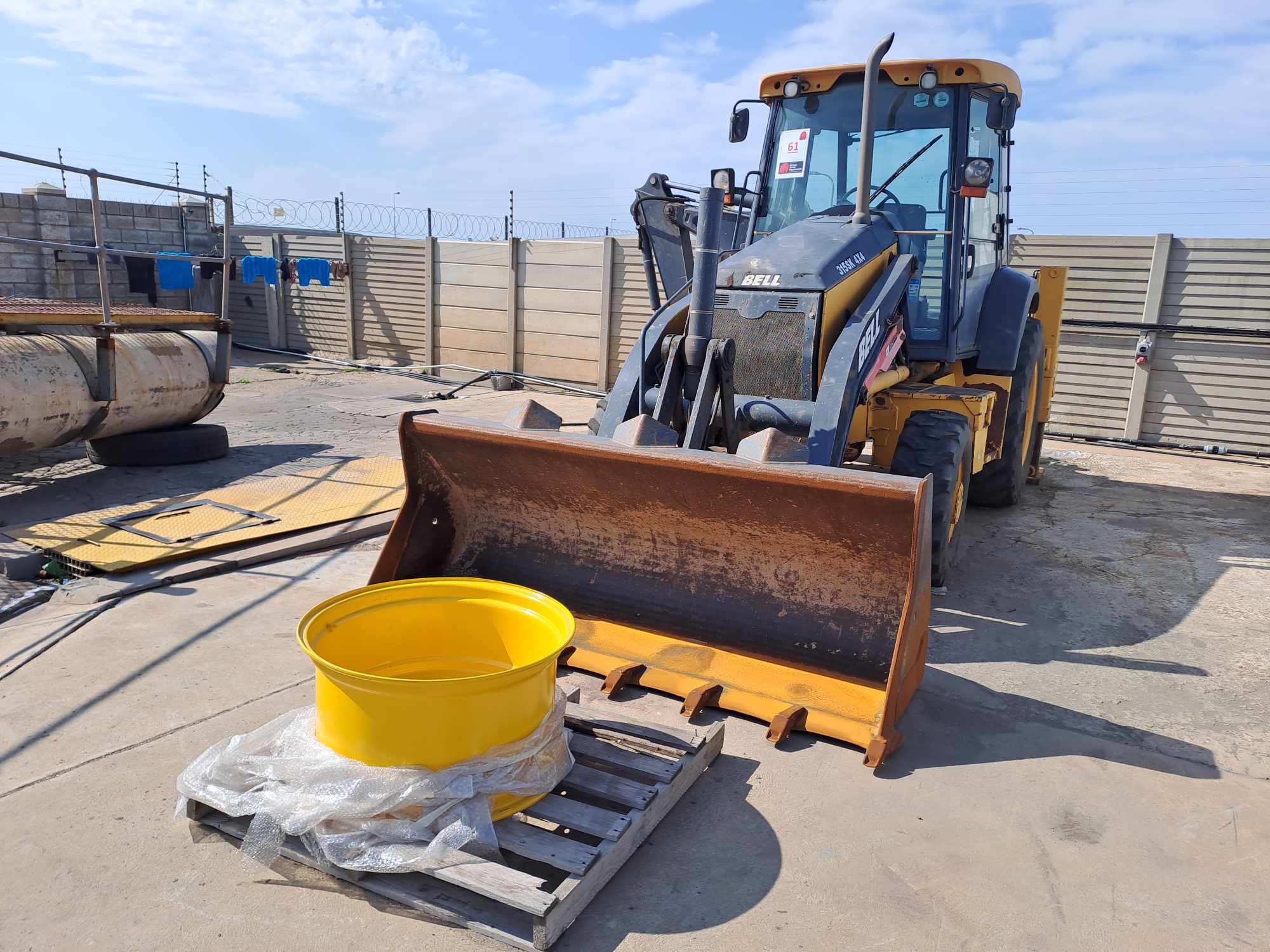 TLB, Bowsers, Trailers, Compressors, Scaffolding, Tools, and Office Furniture thumbnail 69
