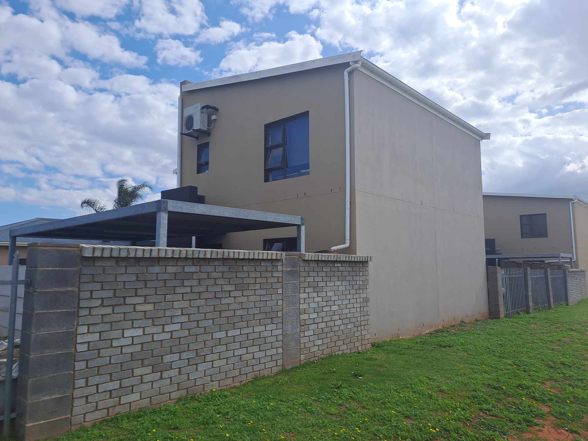 3 Bedroom Duplex - Erf 11638 -Thenant Ridge - Despatch thumbnail 9