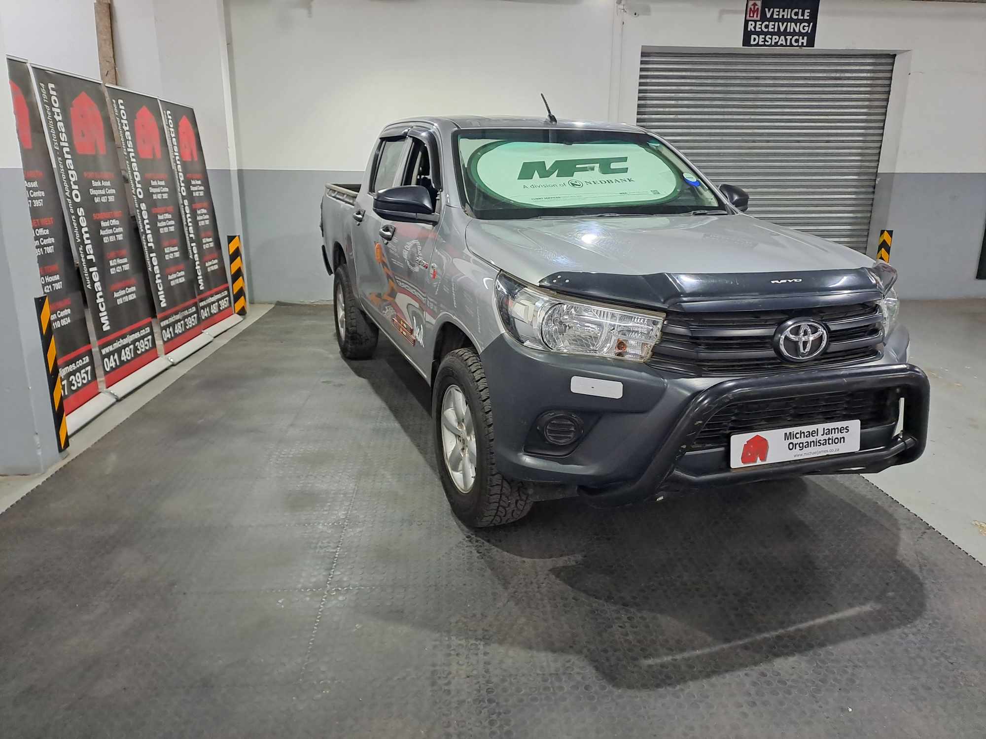 2018 TOYOTA HILUX 2.4 GD-6 RB SR P/U D/C thumbnail 4