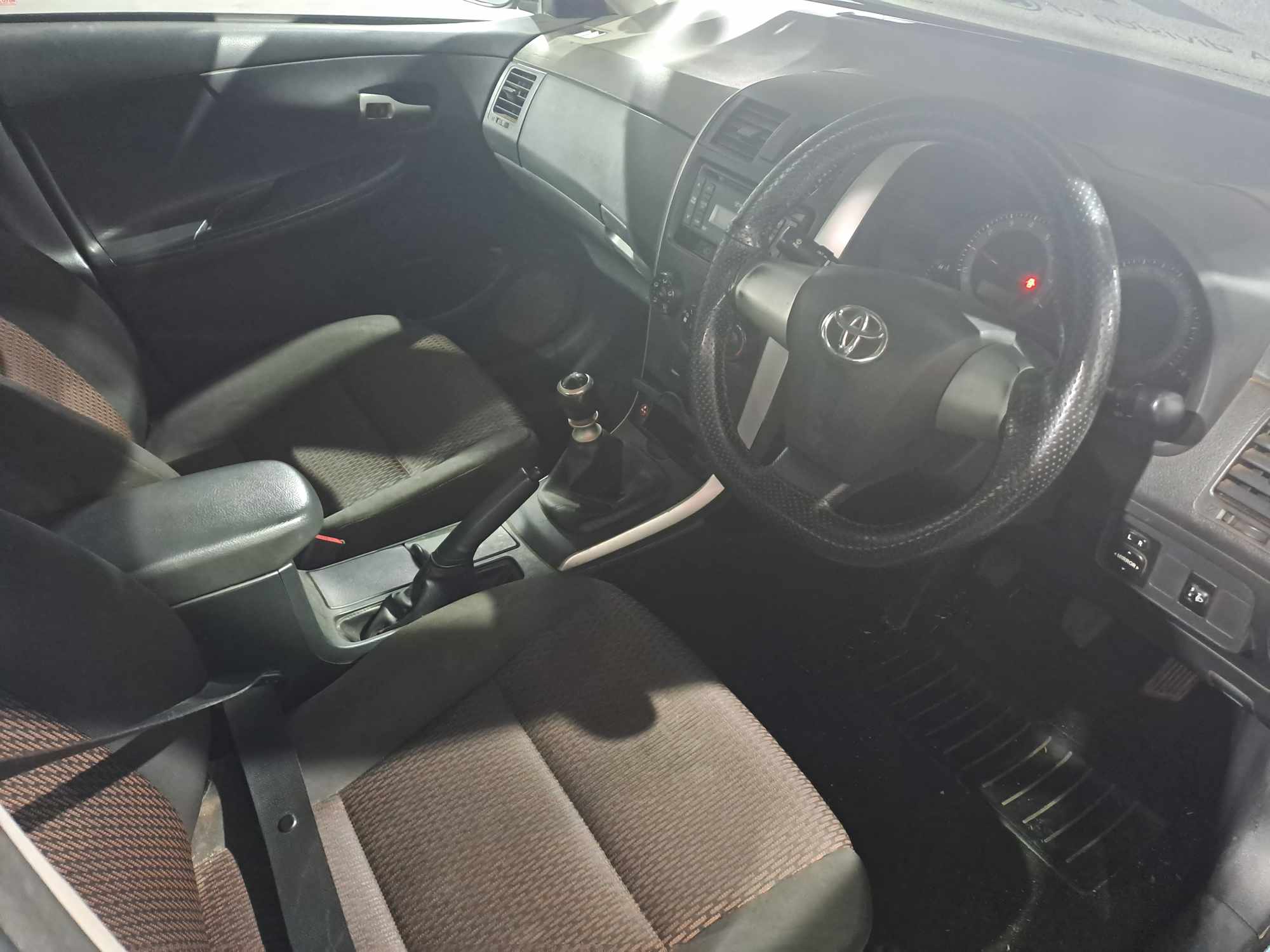 2018 TOYOTA COROLLA QUEST 1.6 thumbnail 3