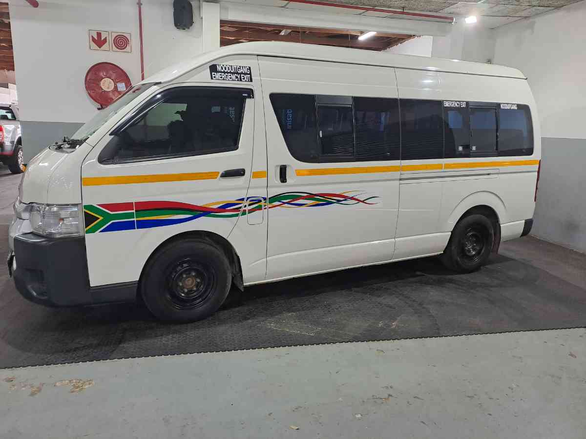 2021 TOYOTA QUANTUM/HIACE 2.5 D-4D SESFIKILE 16s