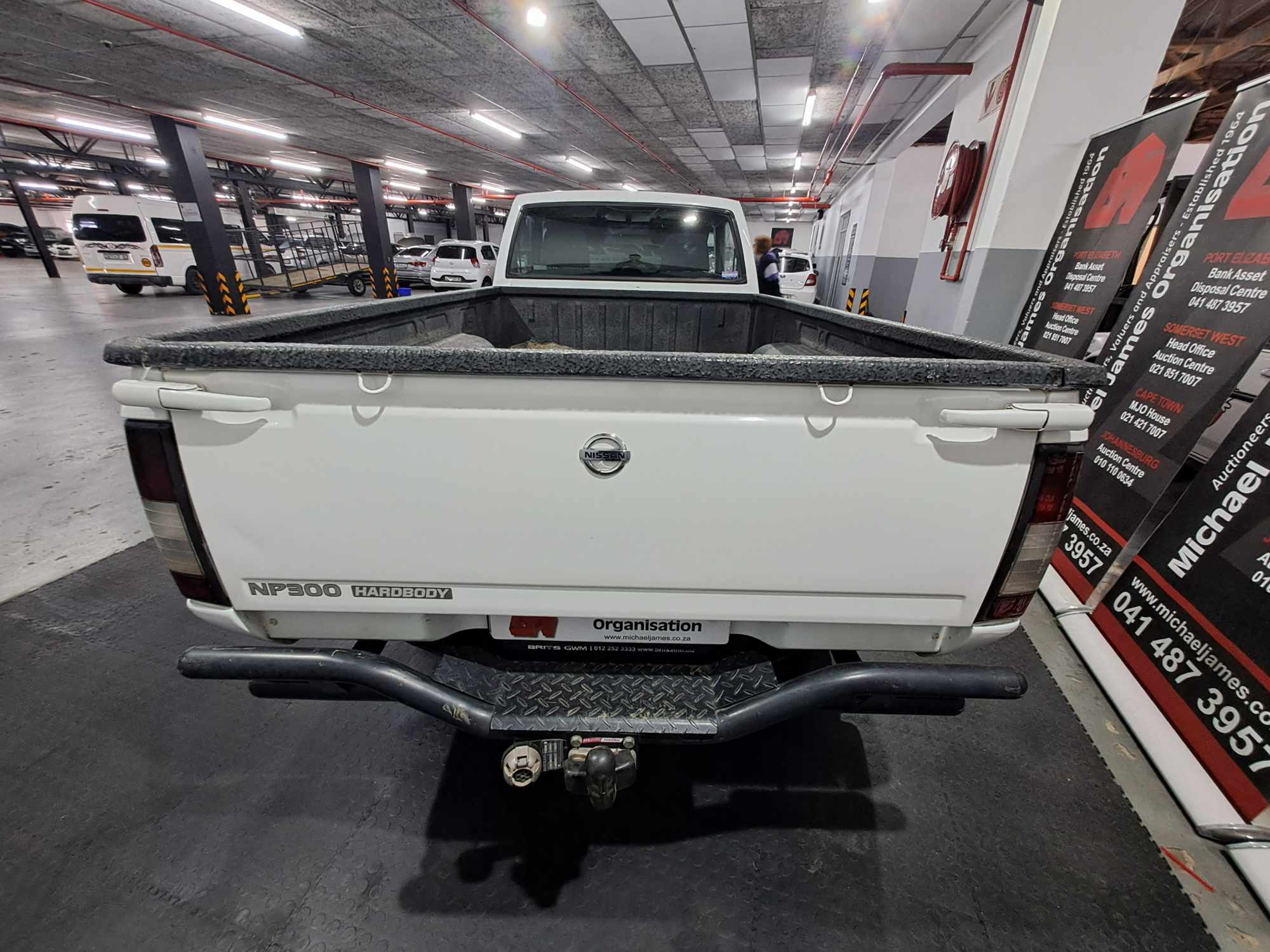 2017 NISSAN HARDBODY NP300 2.4i LWB 4X4 P/U S/C thumbnail 6