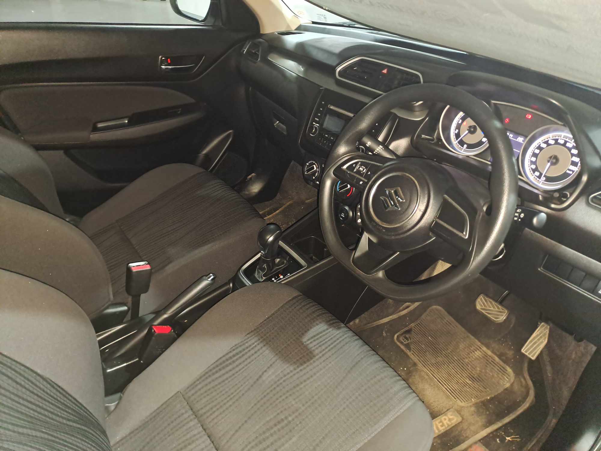 2021 SUZUKI DZIRE 1.2 GL A/T thumbnail 3