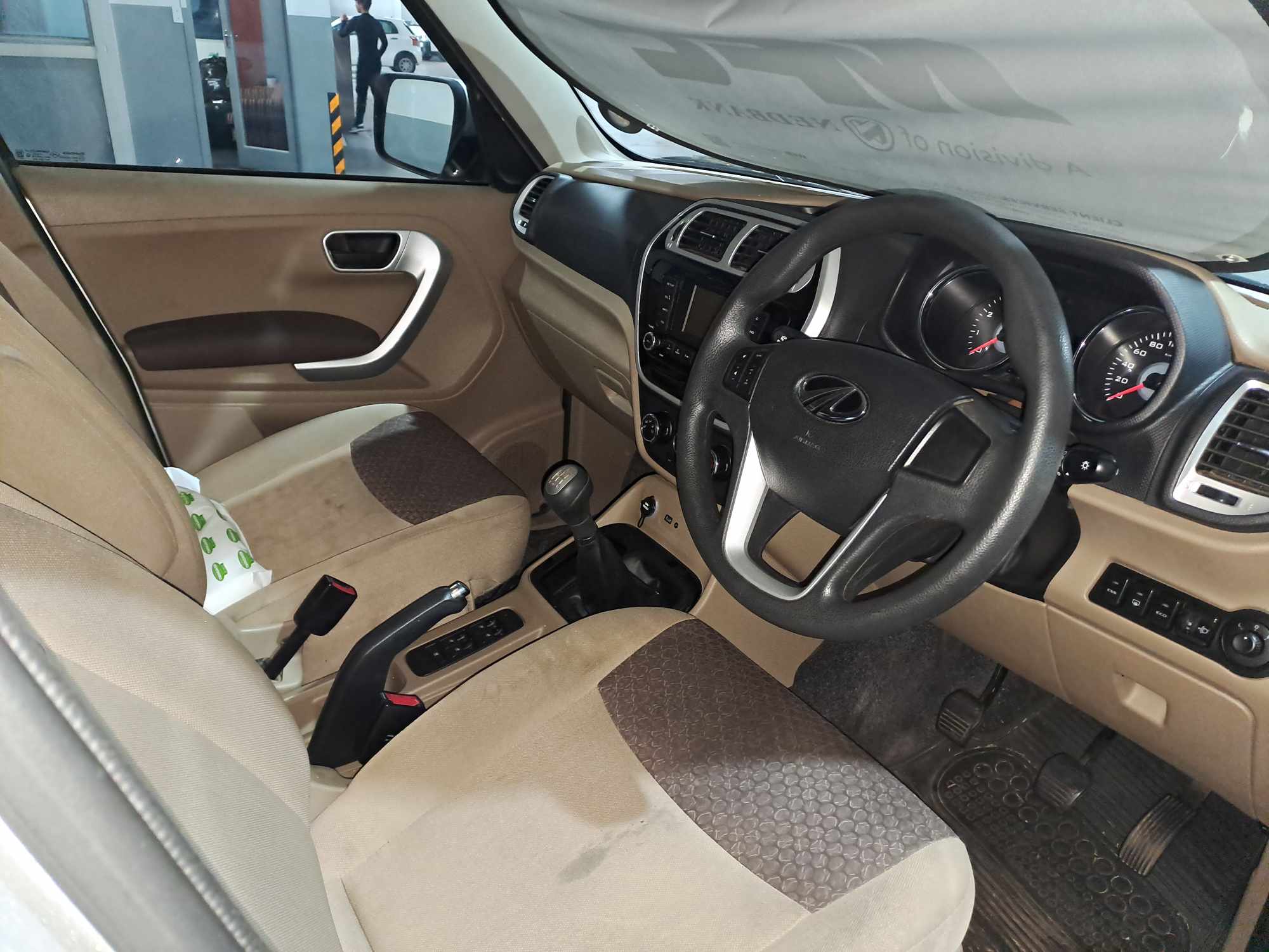 2018 MAHINDRA TUV300 1.5TD (7 SEAT) thumbnail 4