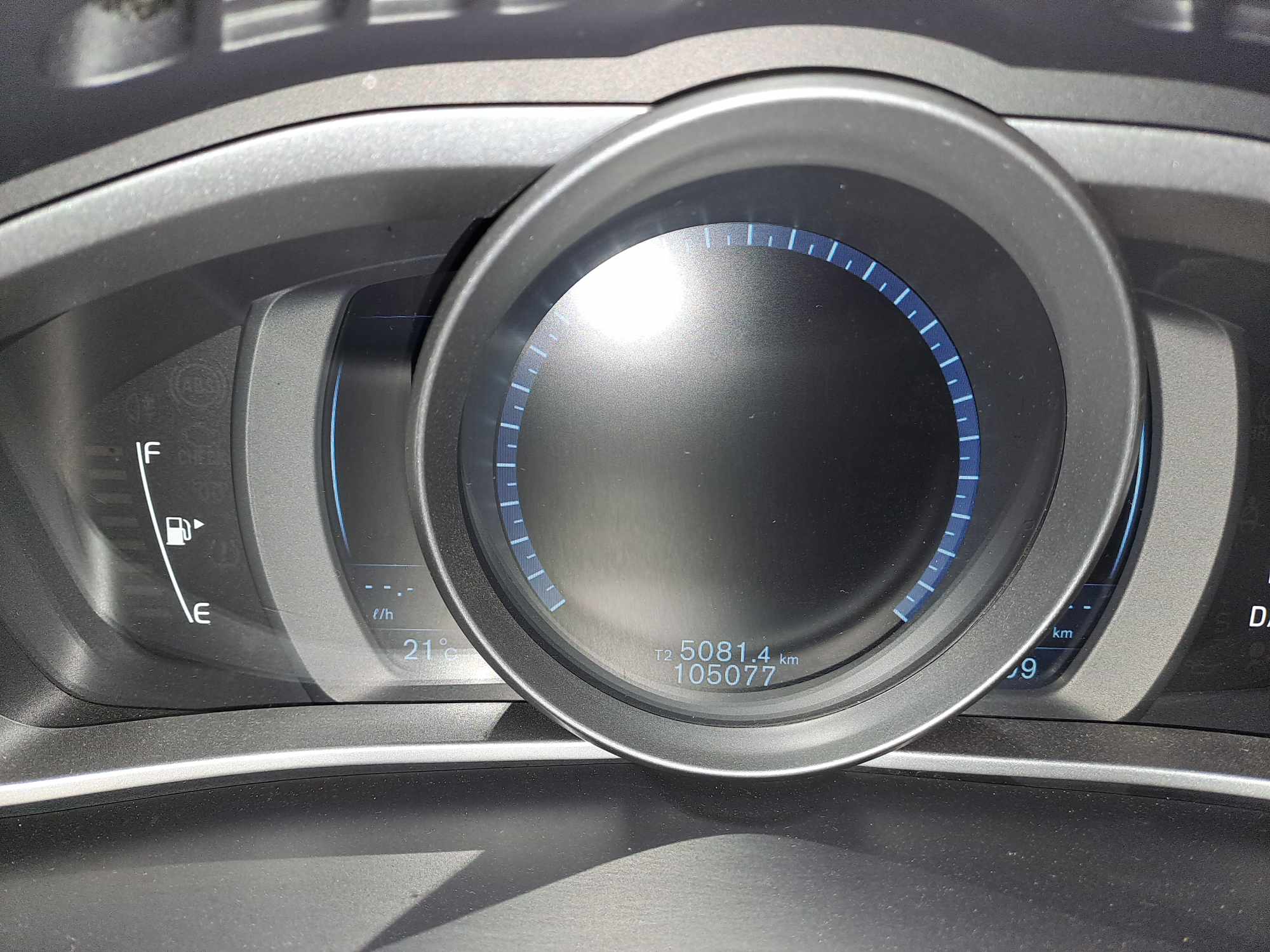 2016 VOLVO V40 CC D3 MOMENTUM GEARTRONIC thumbnail 2