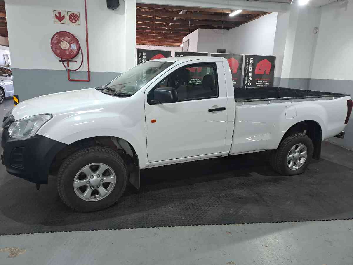 2021 ISUZU D MAX 250 FLEETSIDE S/C P/U