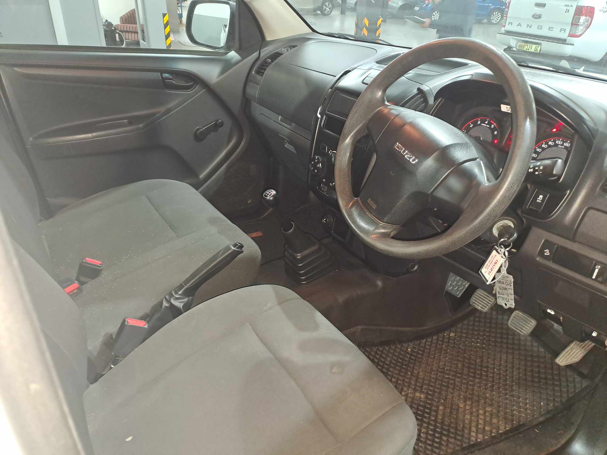2021 ISUZU D MAX 250 FLEETSIDE S/C P/U thumbnail 4