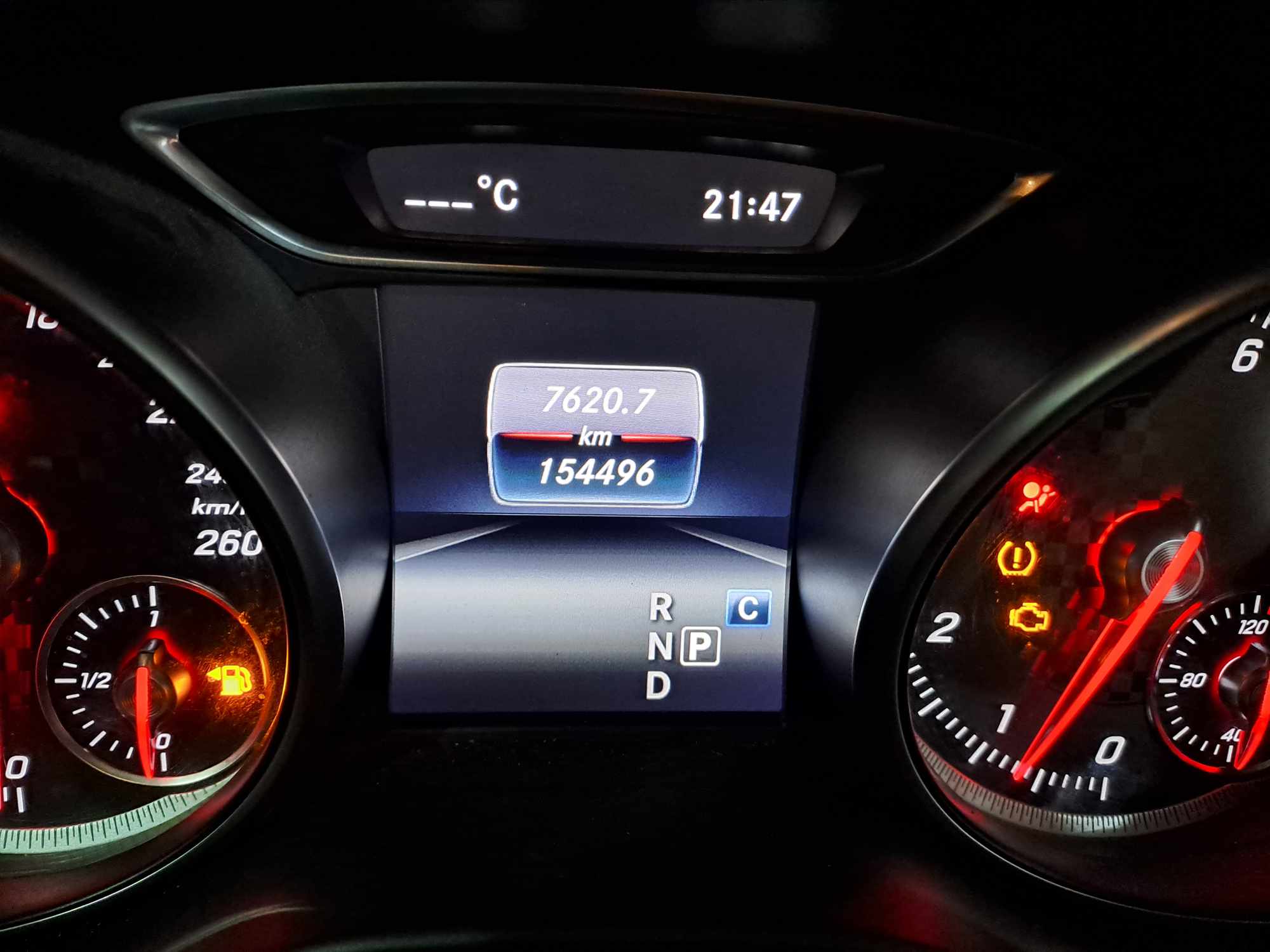2016 MERCEDES-BENZ A 200 AMG A/T thumbnail 2