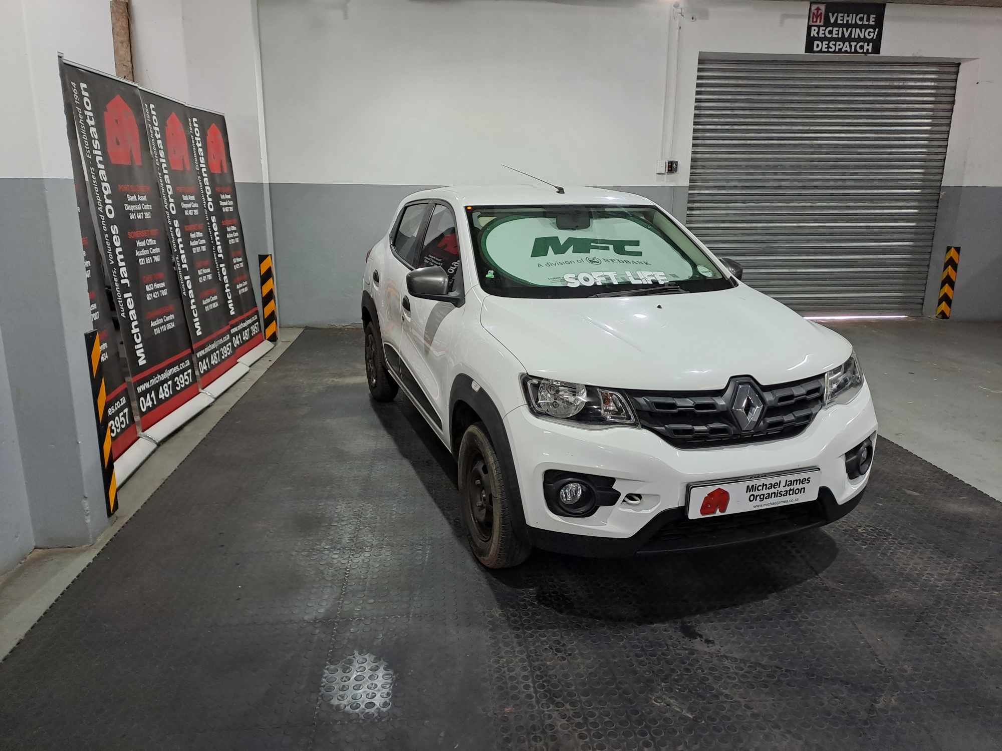 2017 RENAULT KWID 1.0 DYNAMIQUE 5DR thumbnail 4