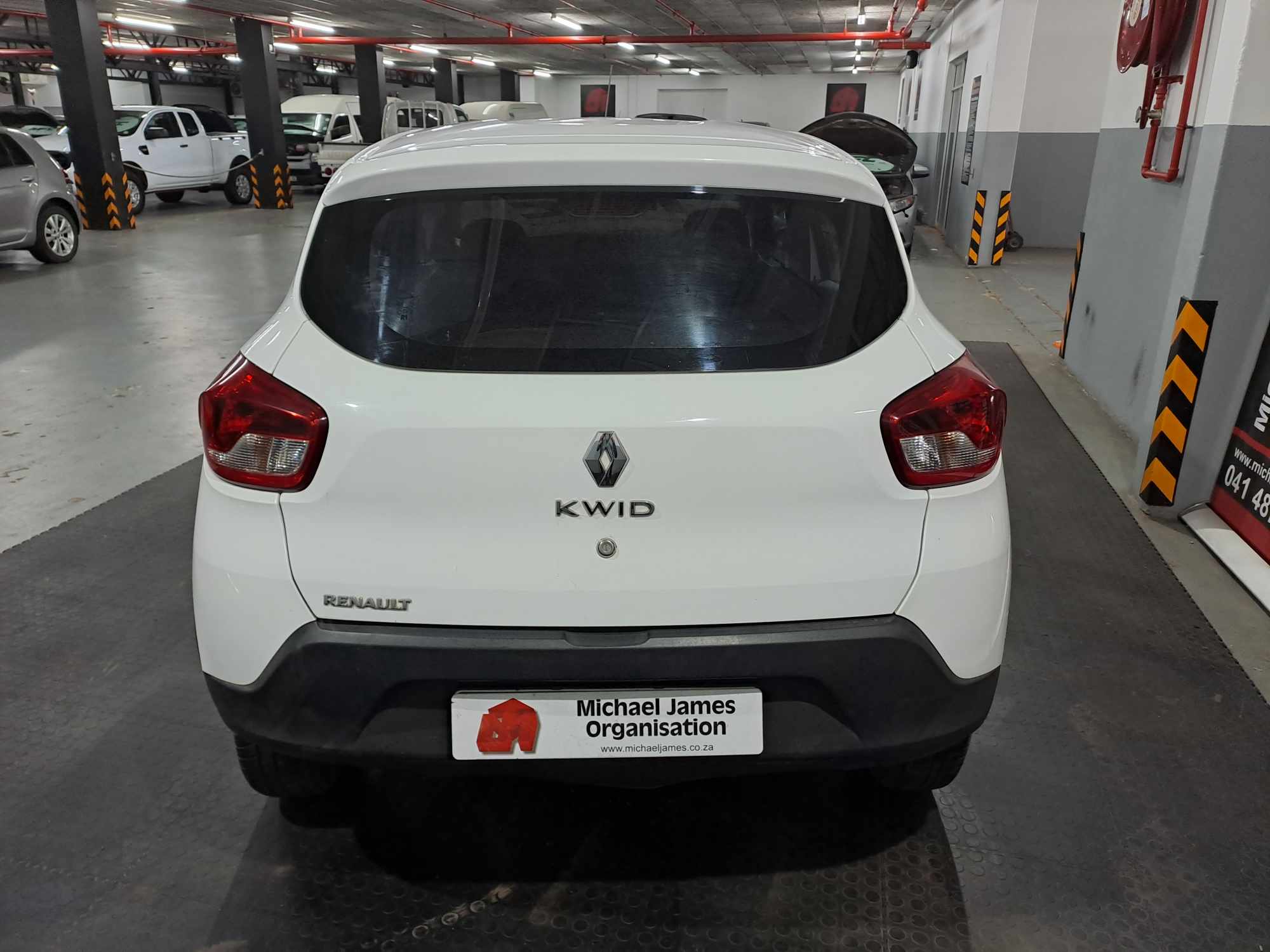 2017 RENAULT KWID 1.0 DYNAMIQUE 5DR thumbnail 5