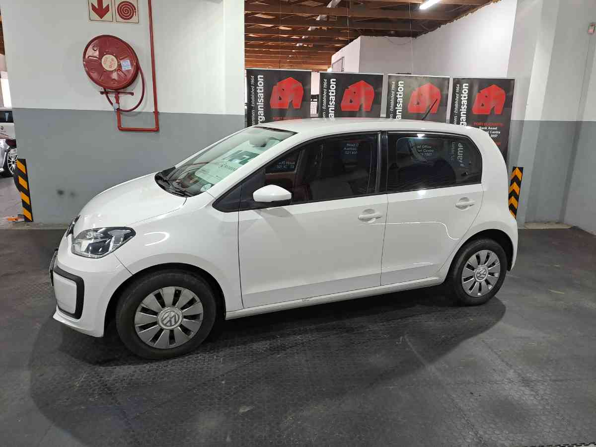 2016 VOLKSWAGEN MOVE UP! 1.0 5DR