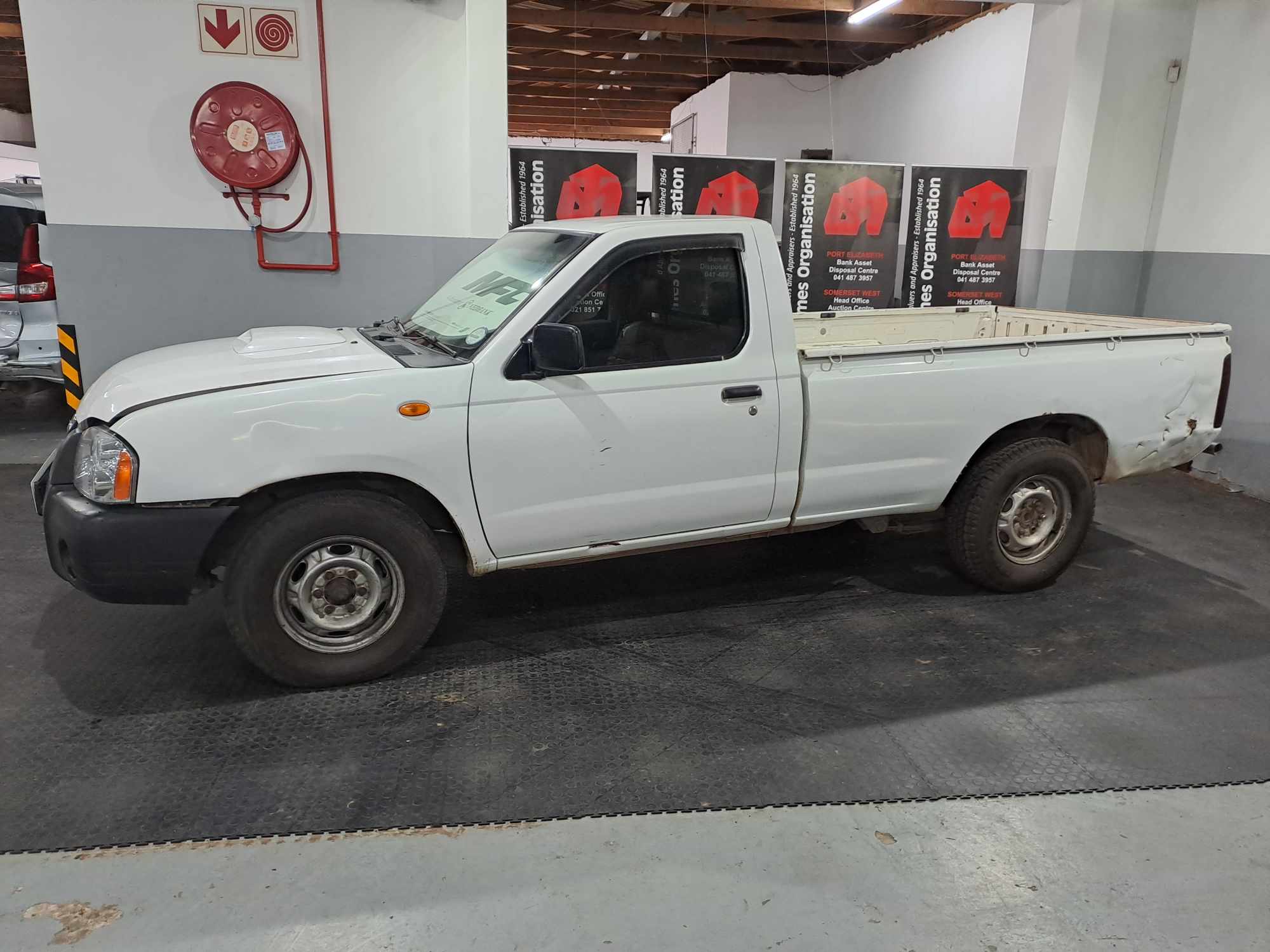 2019 NISSAN HARDBODY NP300 2.5 TDi LWB P/U S/C thumbnail 6