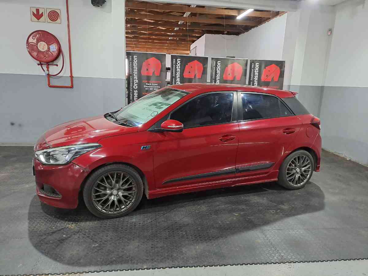 2015 HYUNDAI i20 1.4 N SERIES