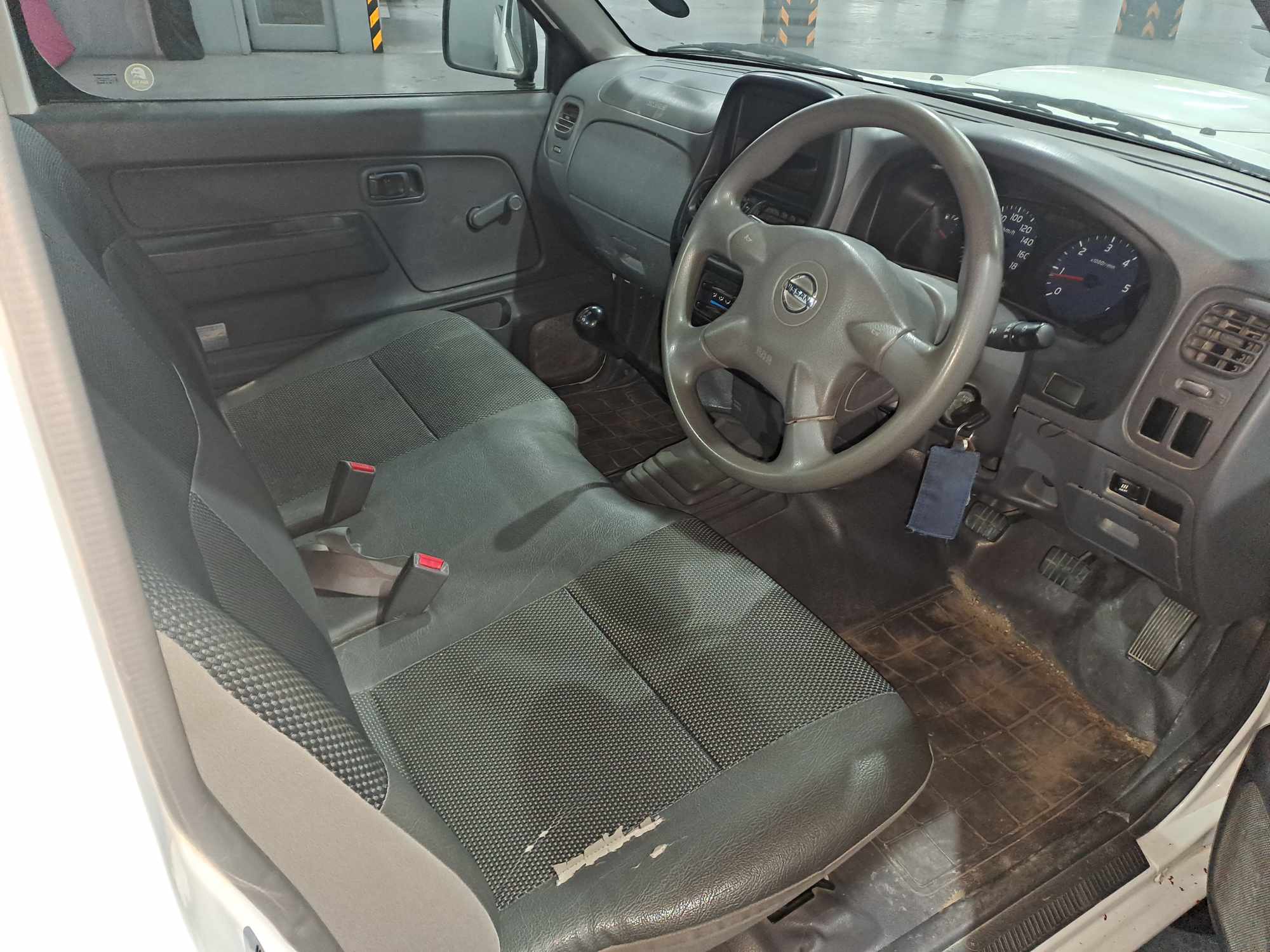 2019 NISSAN HARDBODY NP300 2.5 TDI LWB P/U S/C thumbnail 7