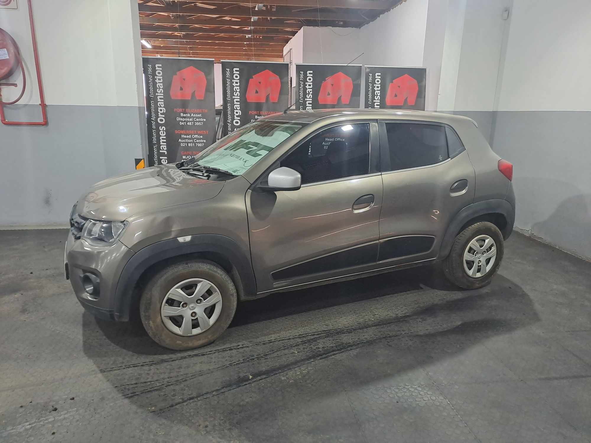 2017 RENAULT KWID 1.0 DYNAMIQUE 5DR thumbnail 6