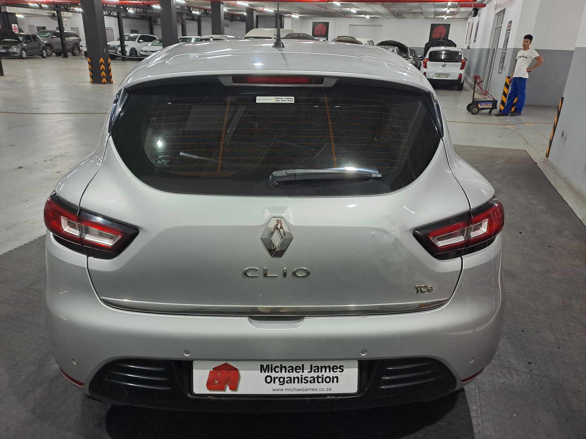 2019 RENAULT CLIO IV 900 T DYNAMIQUE 5DR (66KW) thumbnail 5