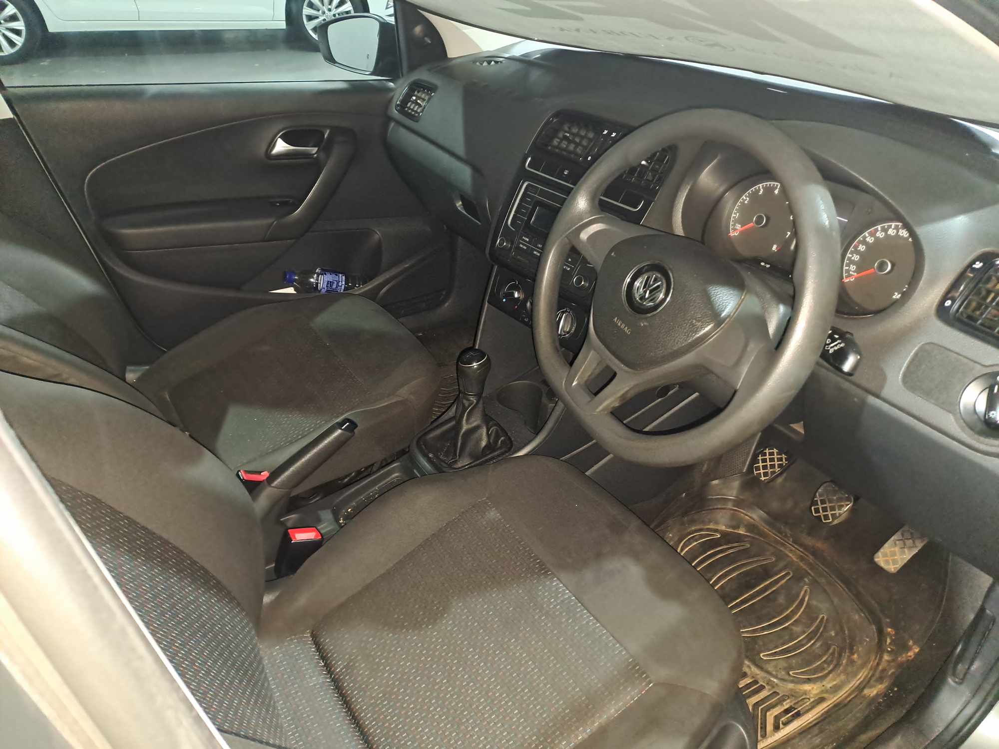 2019 VOLKSWAGEN POLO VIVO 1.4 TRENDLINE (5DR) thumbnail 3