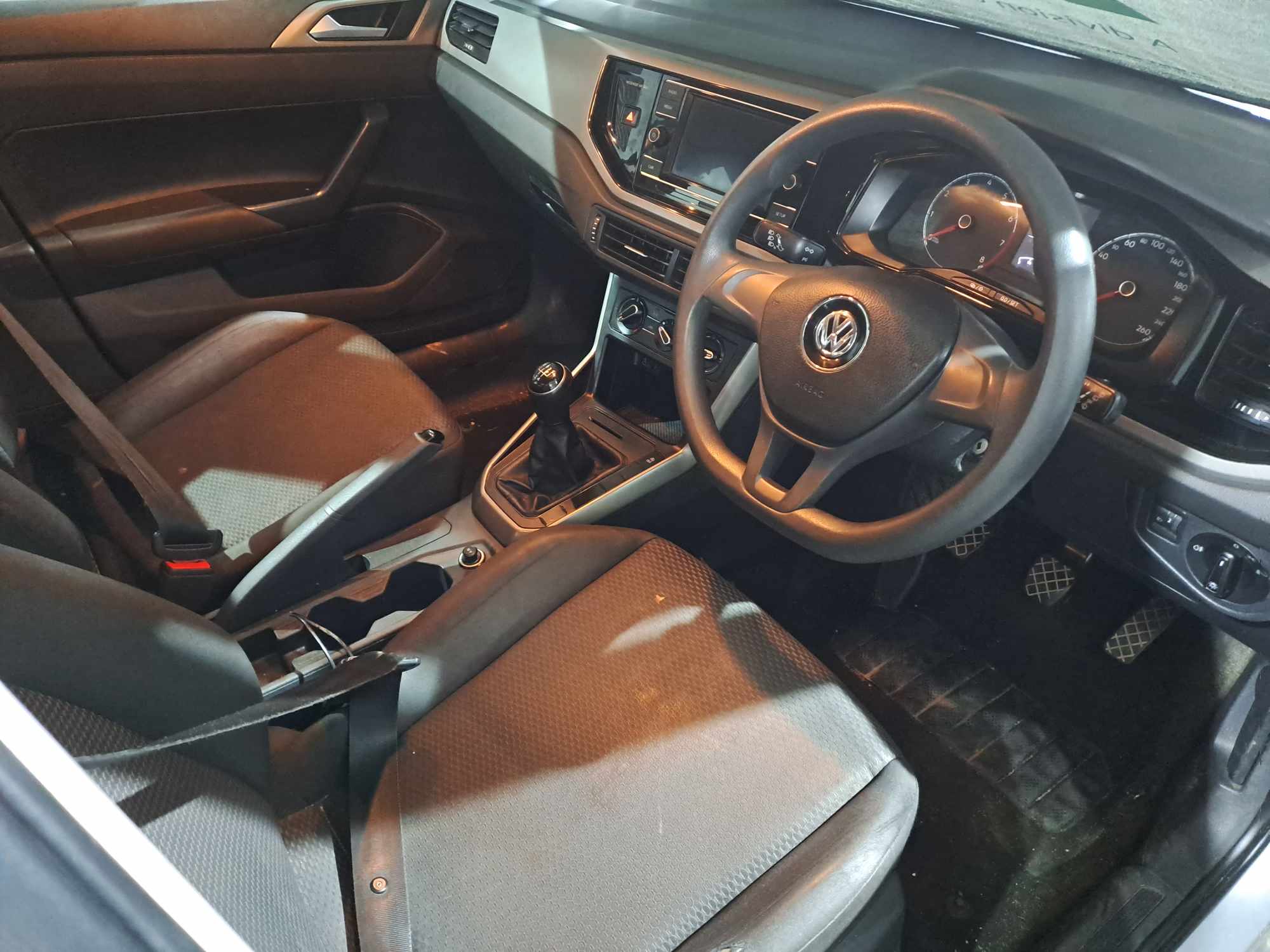 2018 VOLKSWAGEN POLO 1.0 TSI TRENDLINE thumbnail 3
