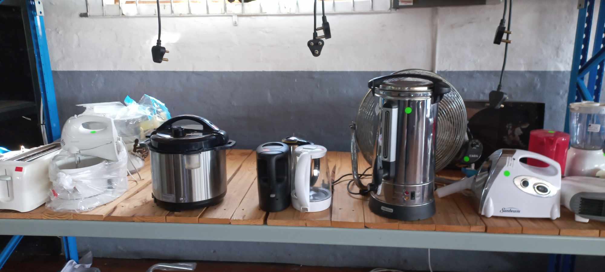 Furniture And Appliances - Gqeberha thumbnail 11