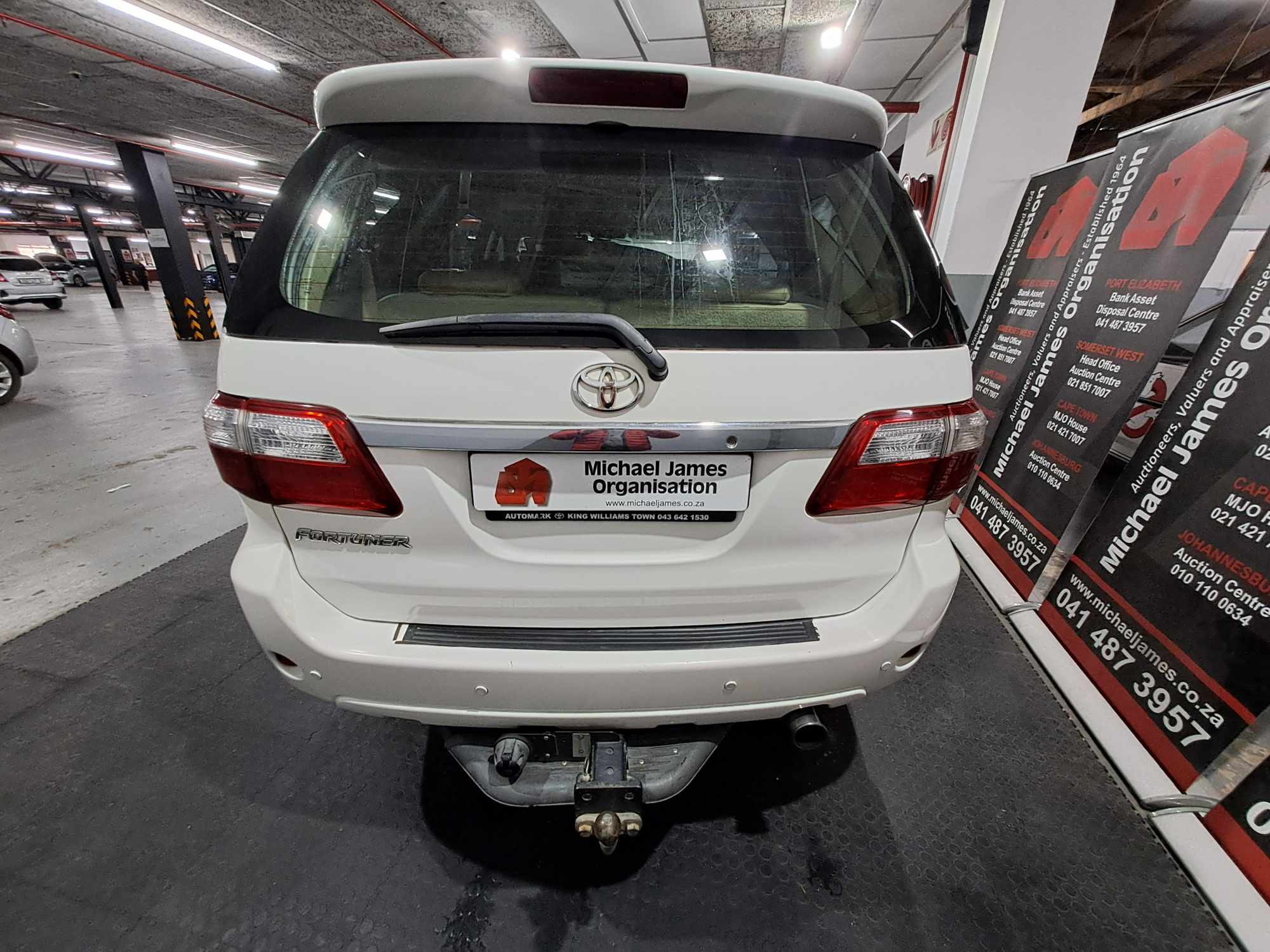 2010 TOYOTA FORTUNER 3.0D-4D R/B A/T thumbnail 6