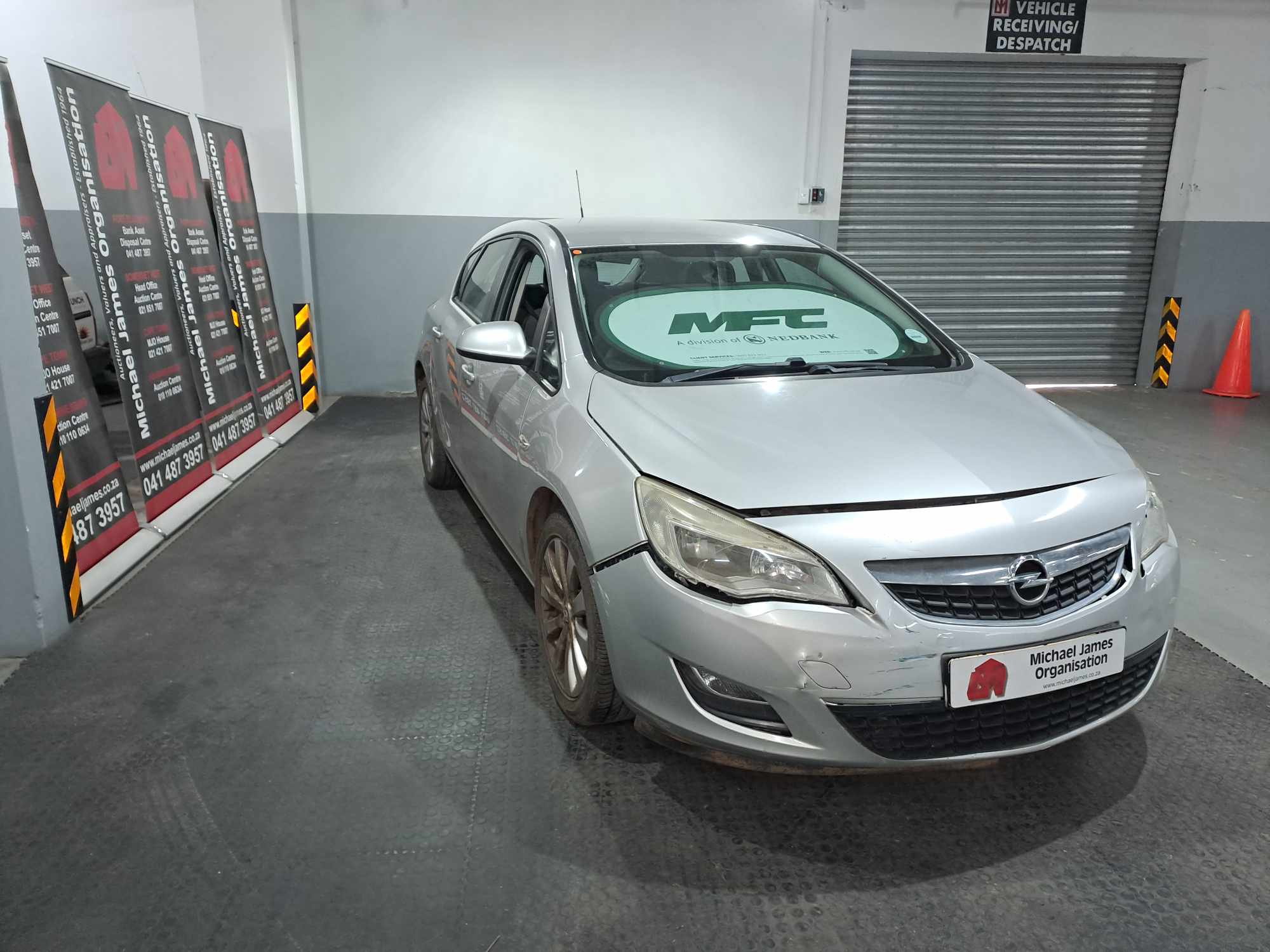 2012 OPEL ASTRA 1.6 ESSENTIA 5Dr thumbnail 5