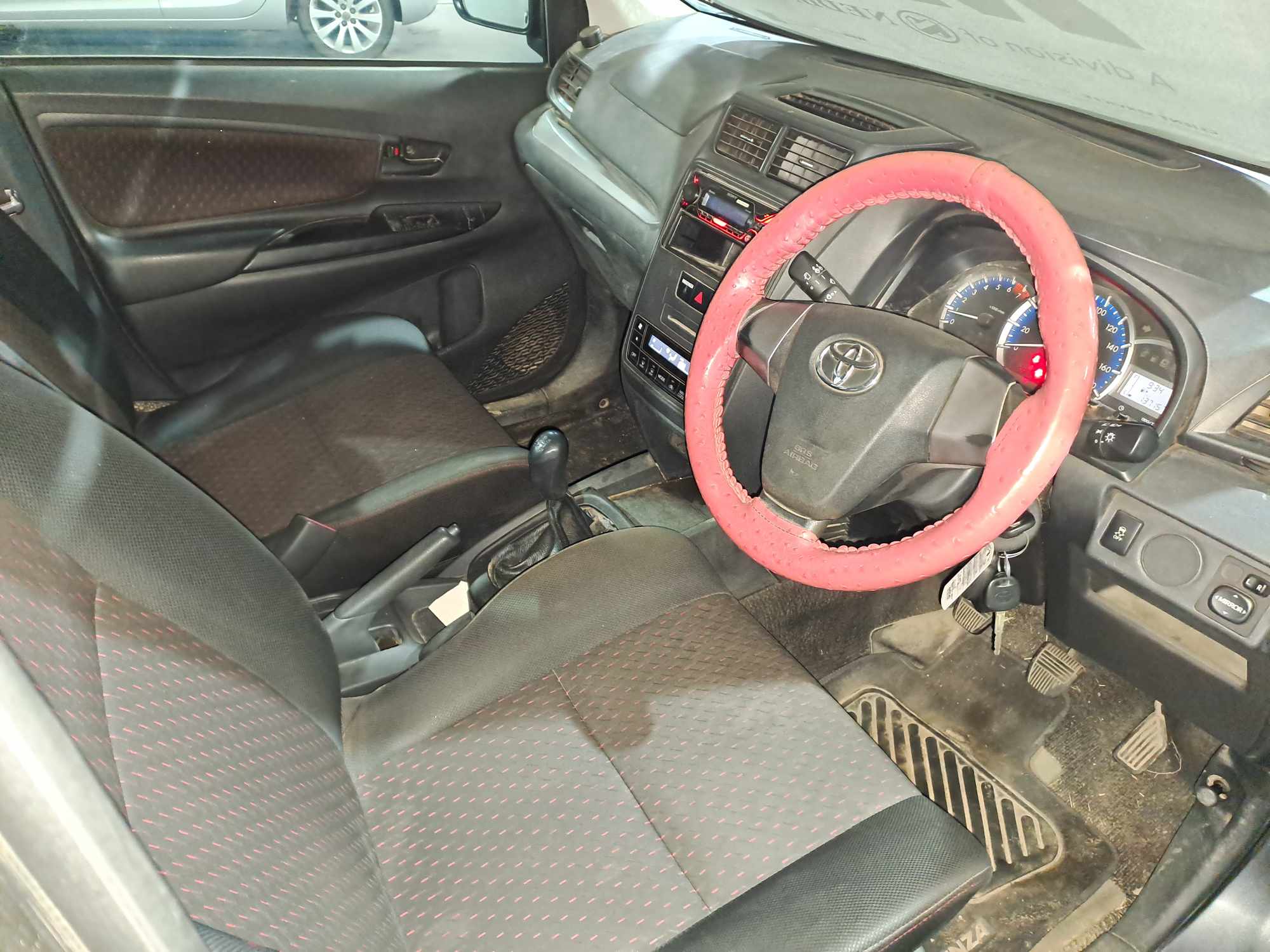 2021 TOYOTA AVANZA 1.5 TX thumbnail 4