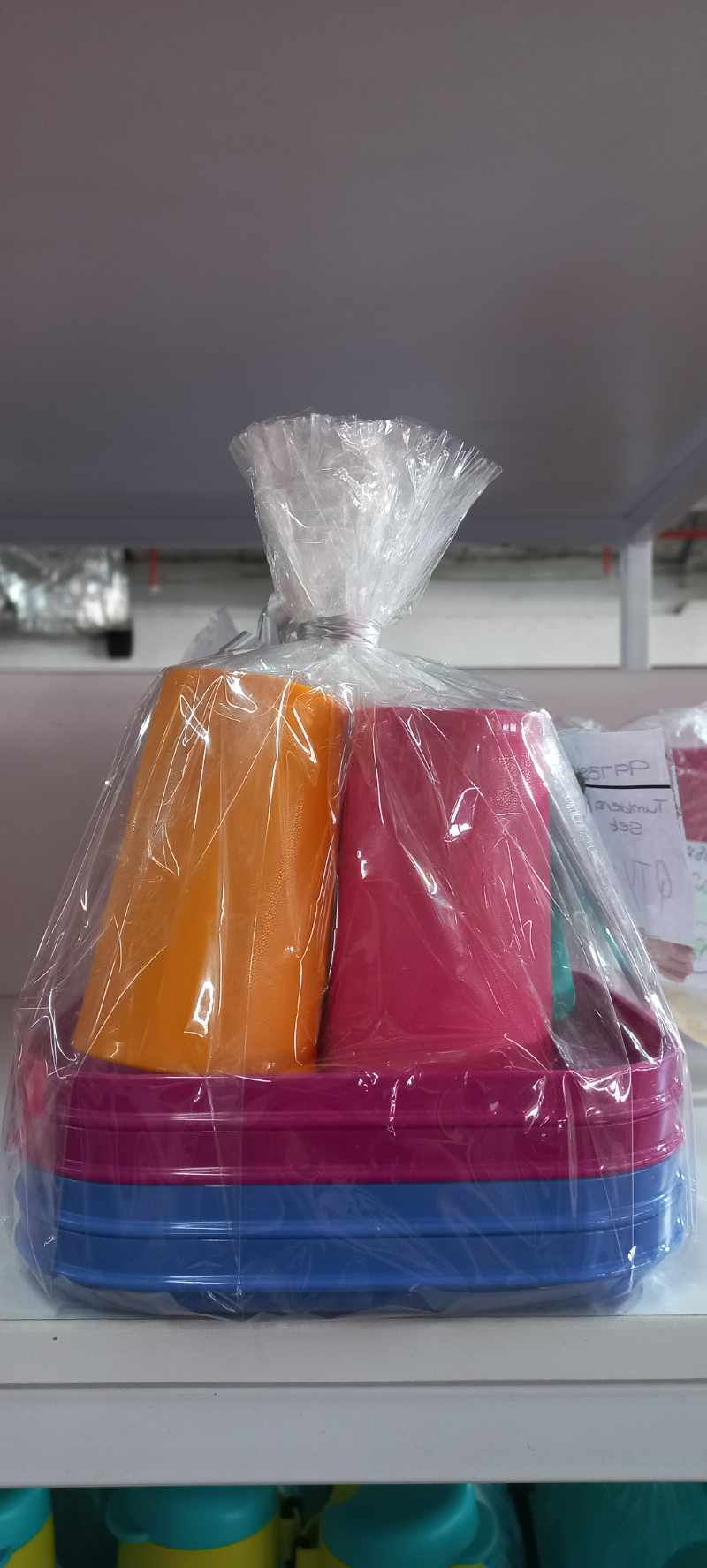 Tupperware thumbnail 10