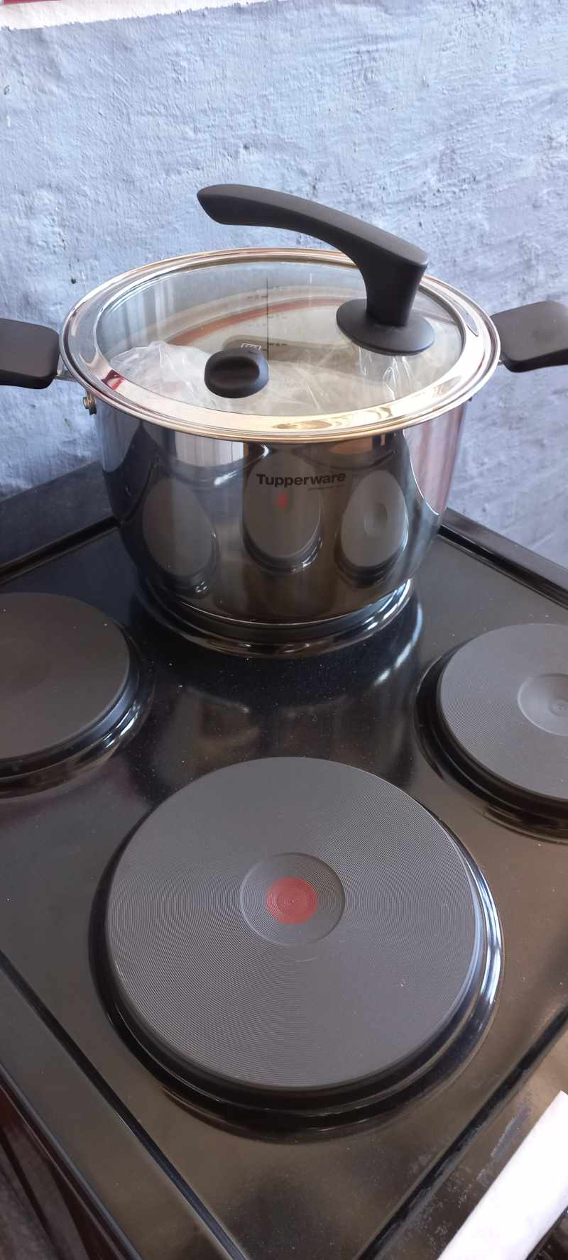Tupperware thumbnail 37