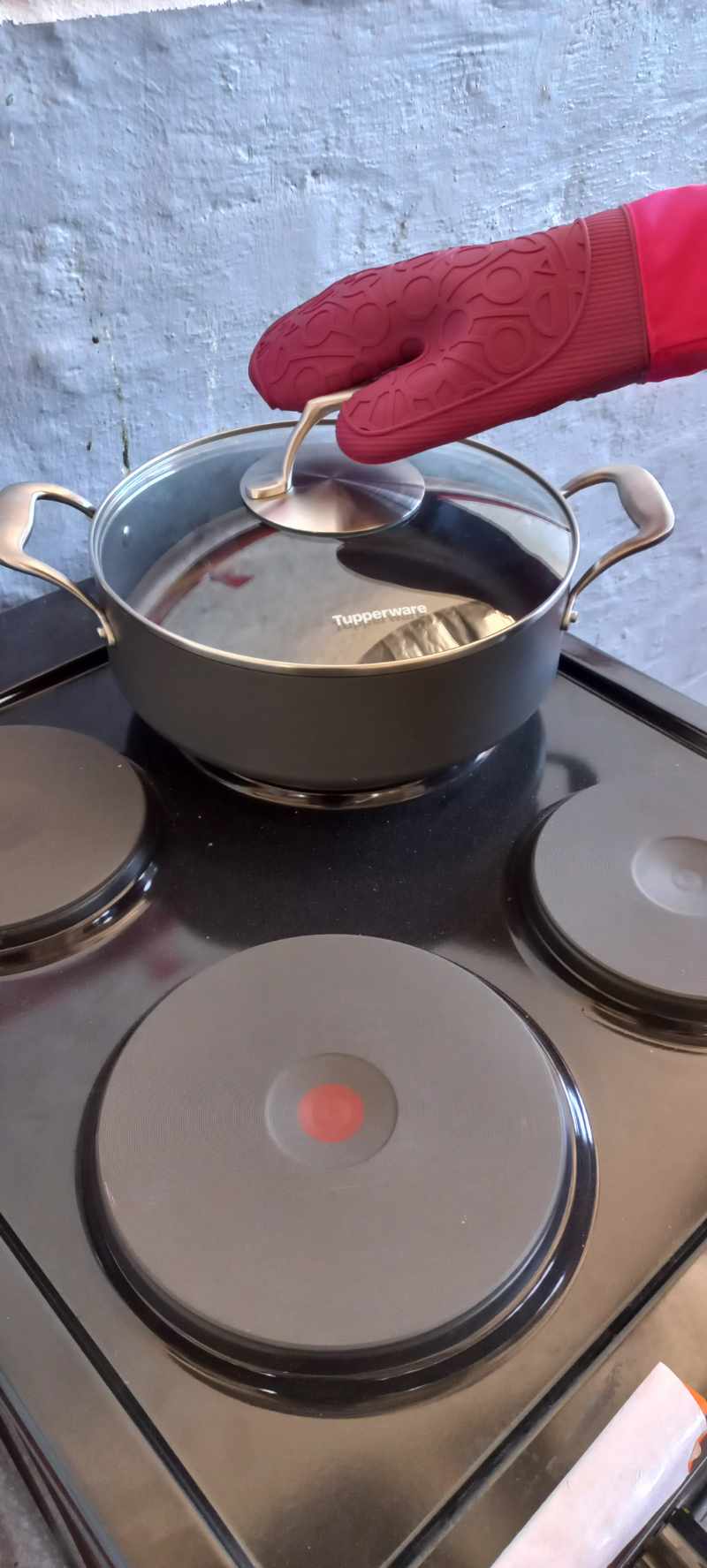 Tupperware thumbnail 38